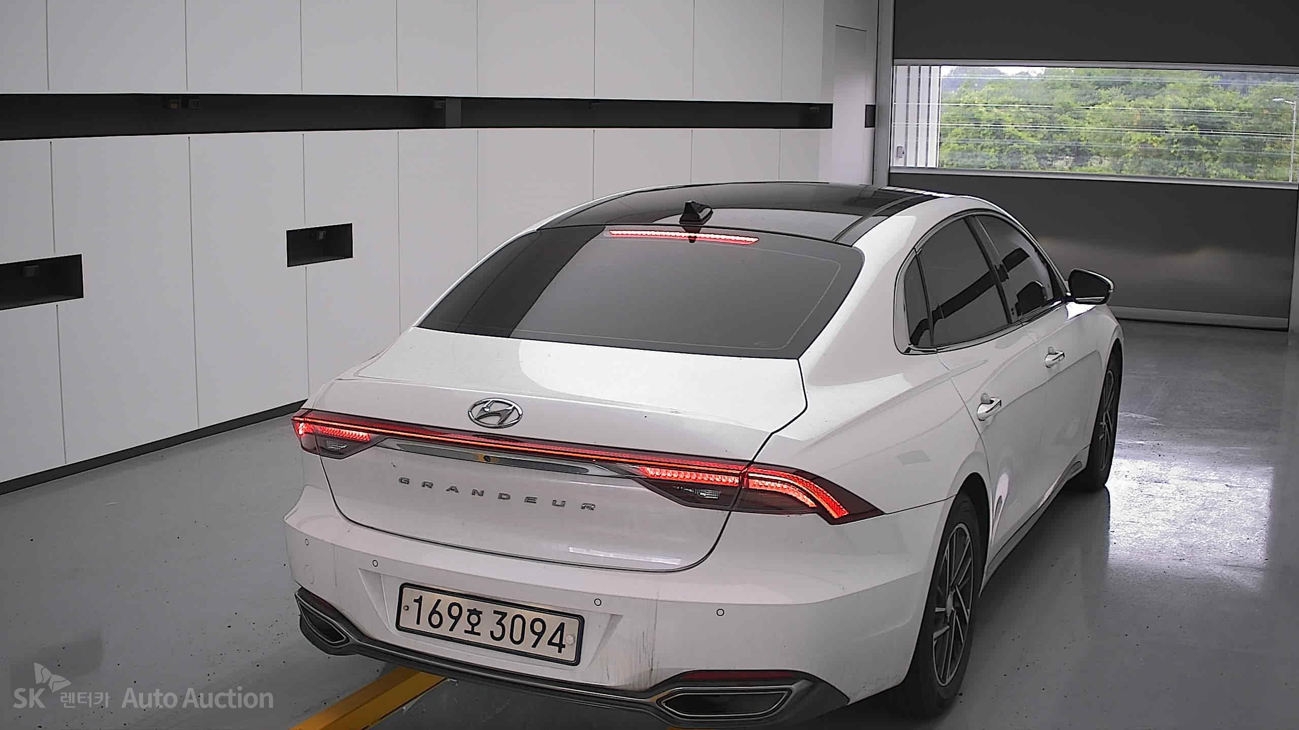 2022 - hyundai grandeur