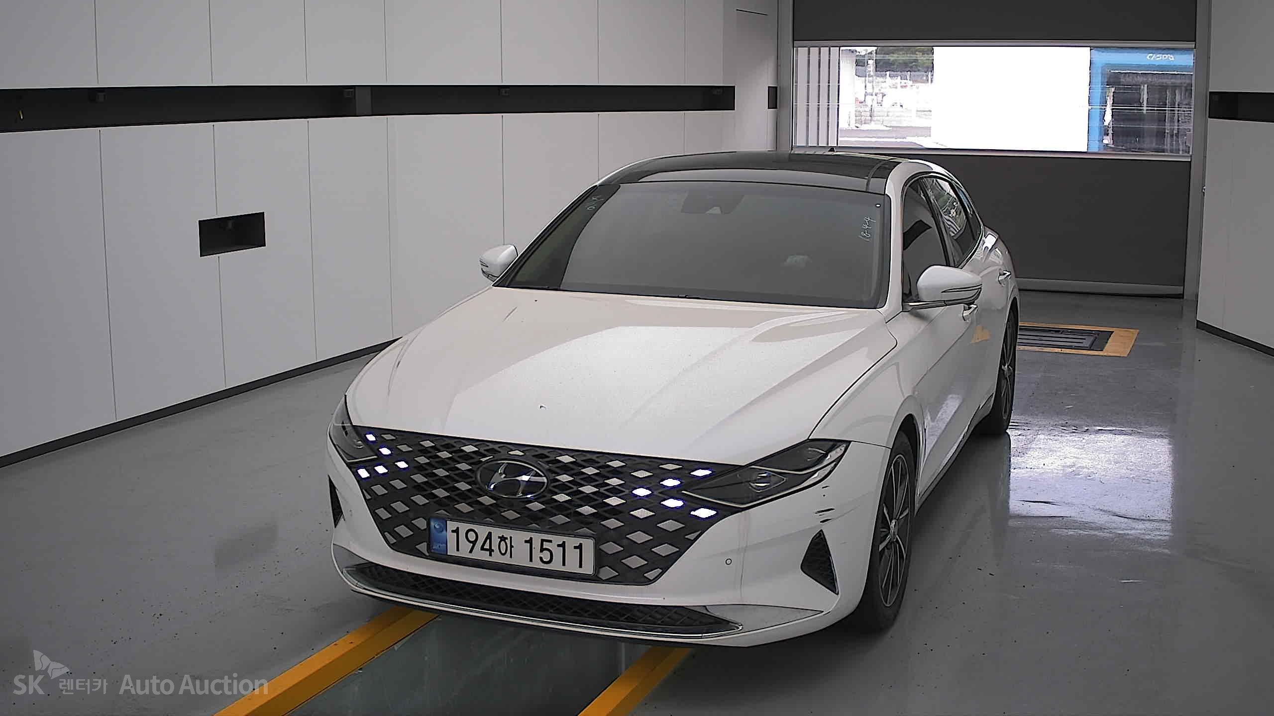 2022 - hyundai grandeur
