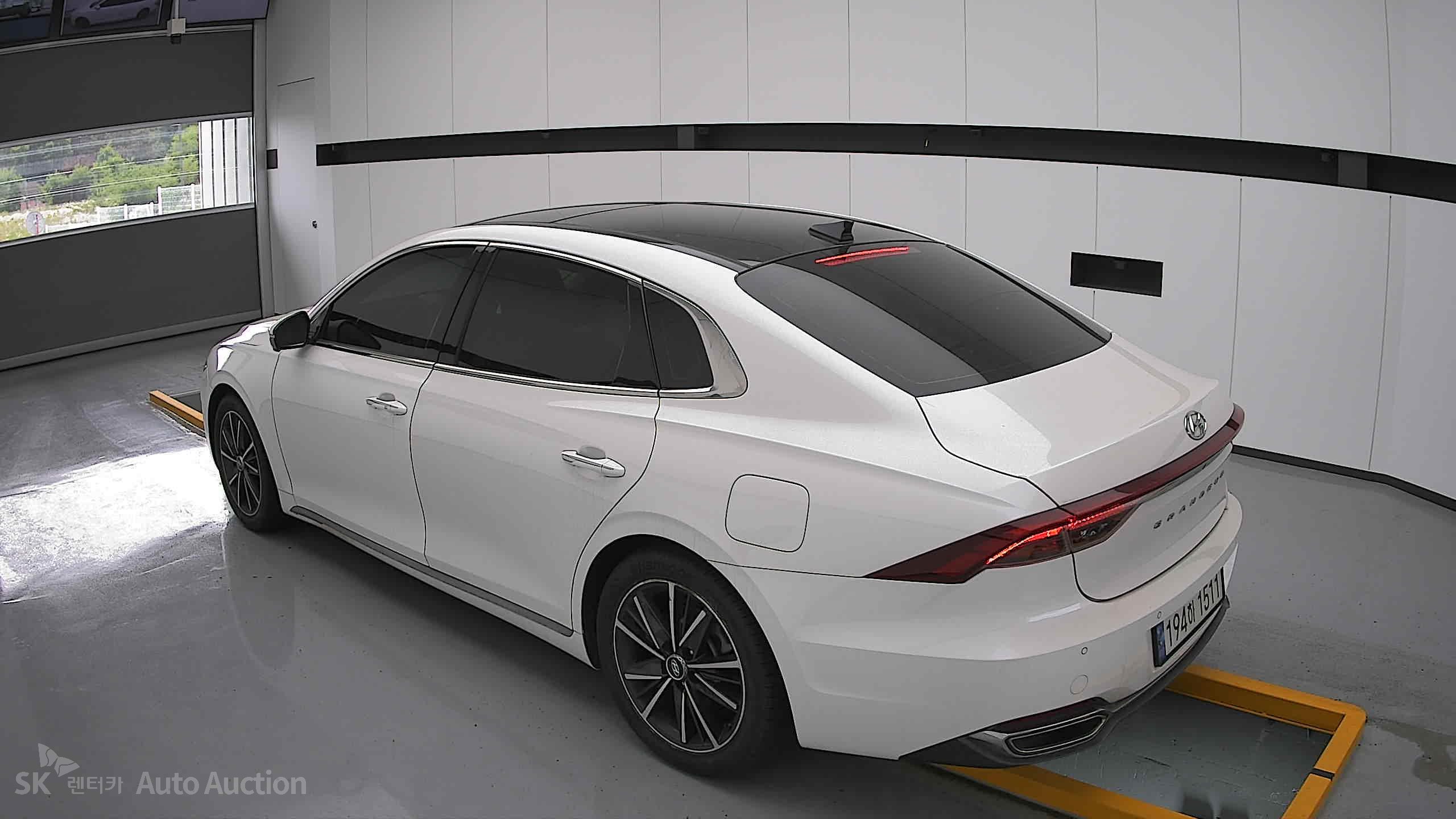 2022 - hyundai grandeur
