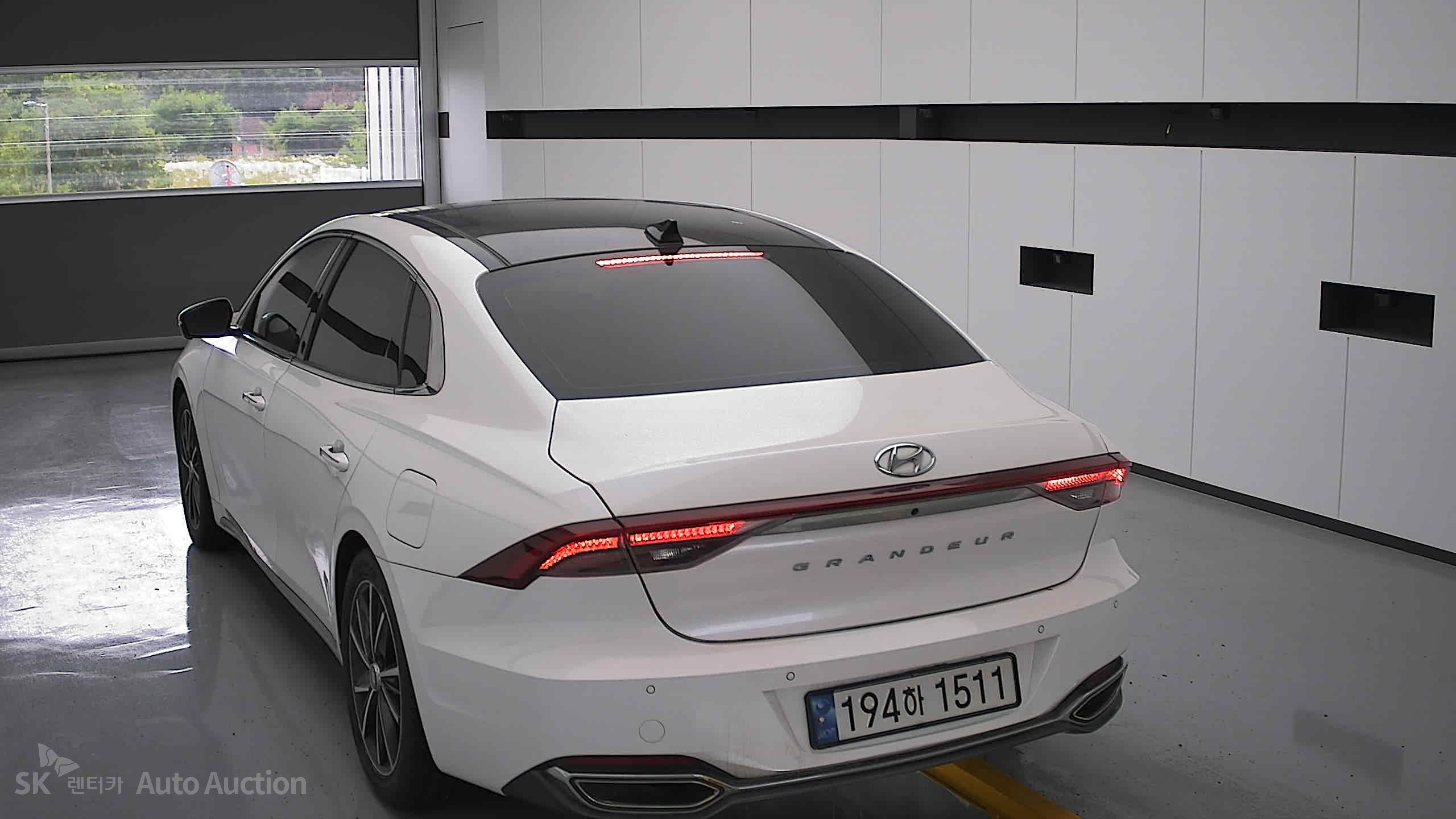 2022 - hyundai grandeur