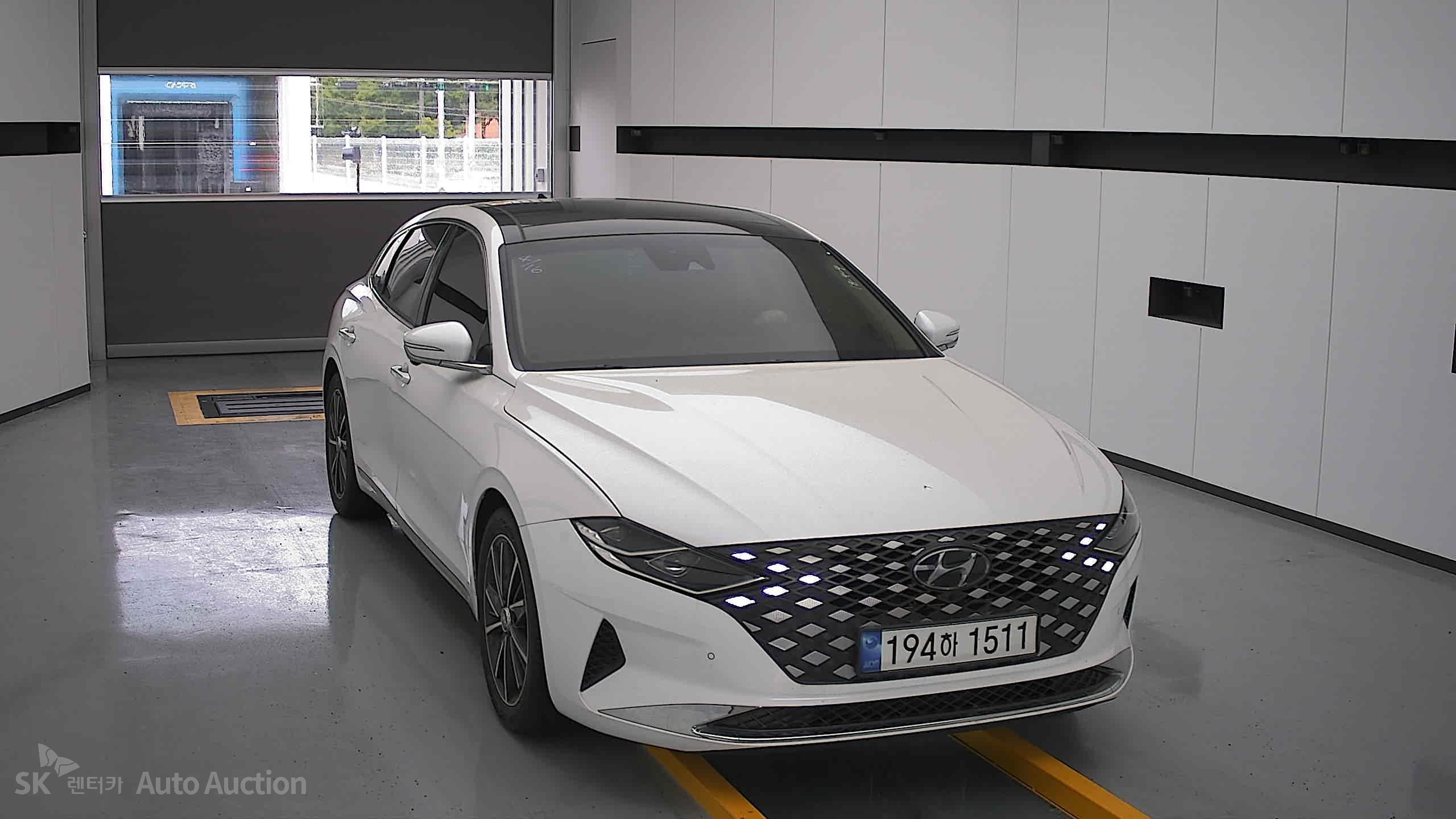 2022 - hyundai grandeur