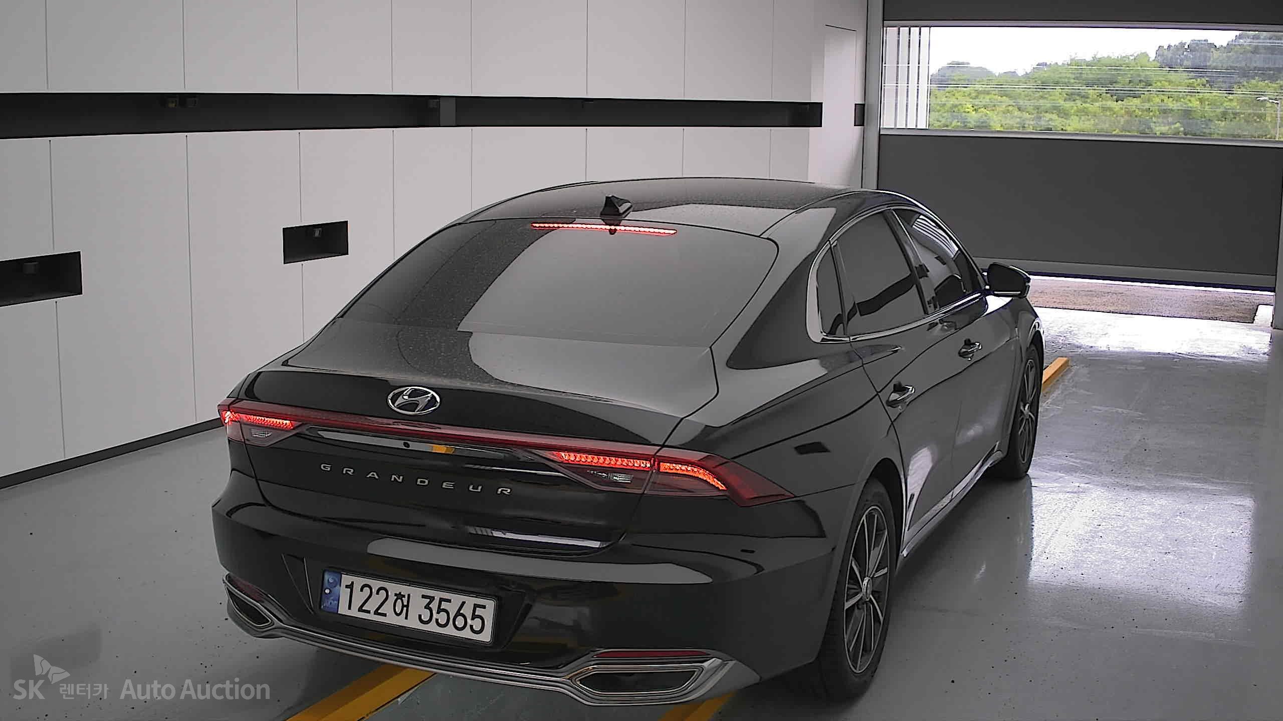 2022 - hyundai grandeur