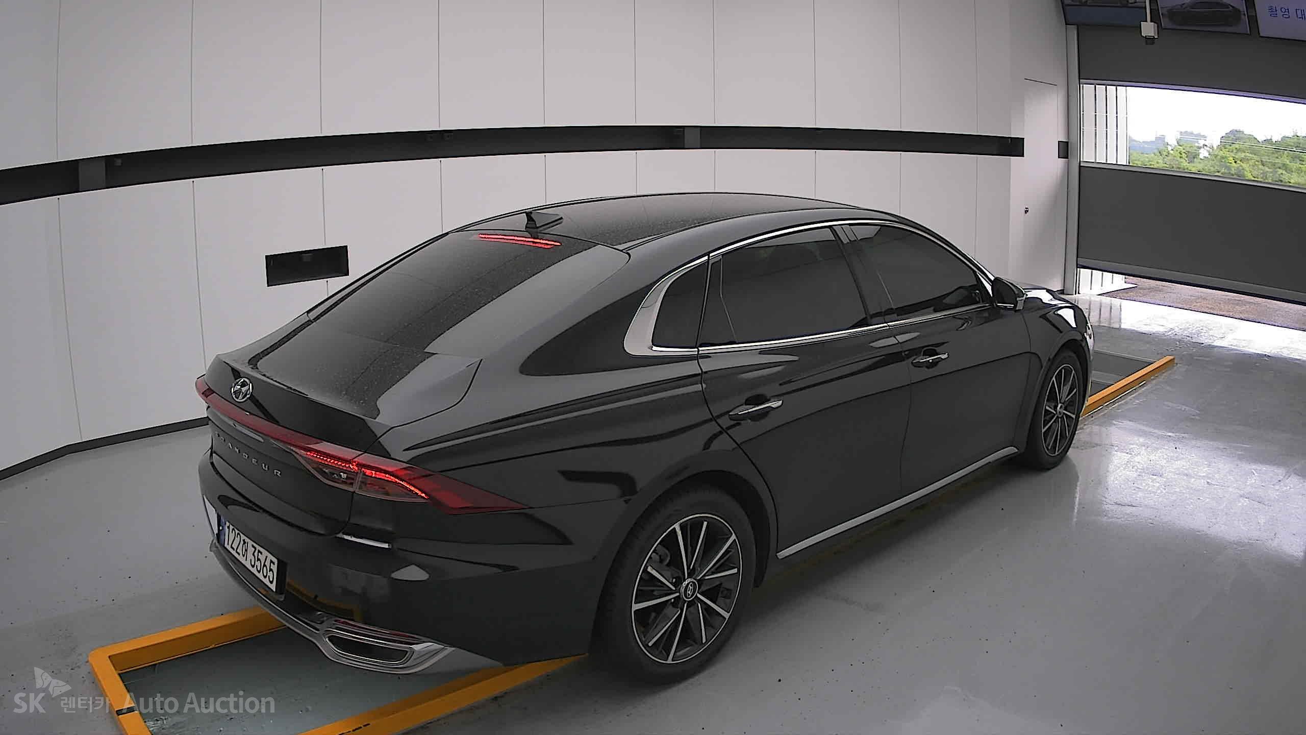 2022 - hyundai grandeur