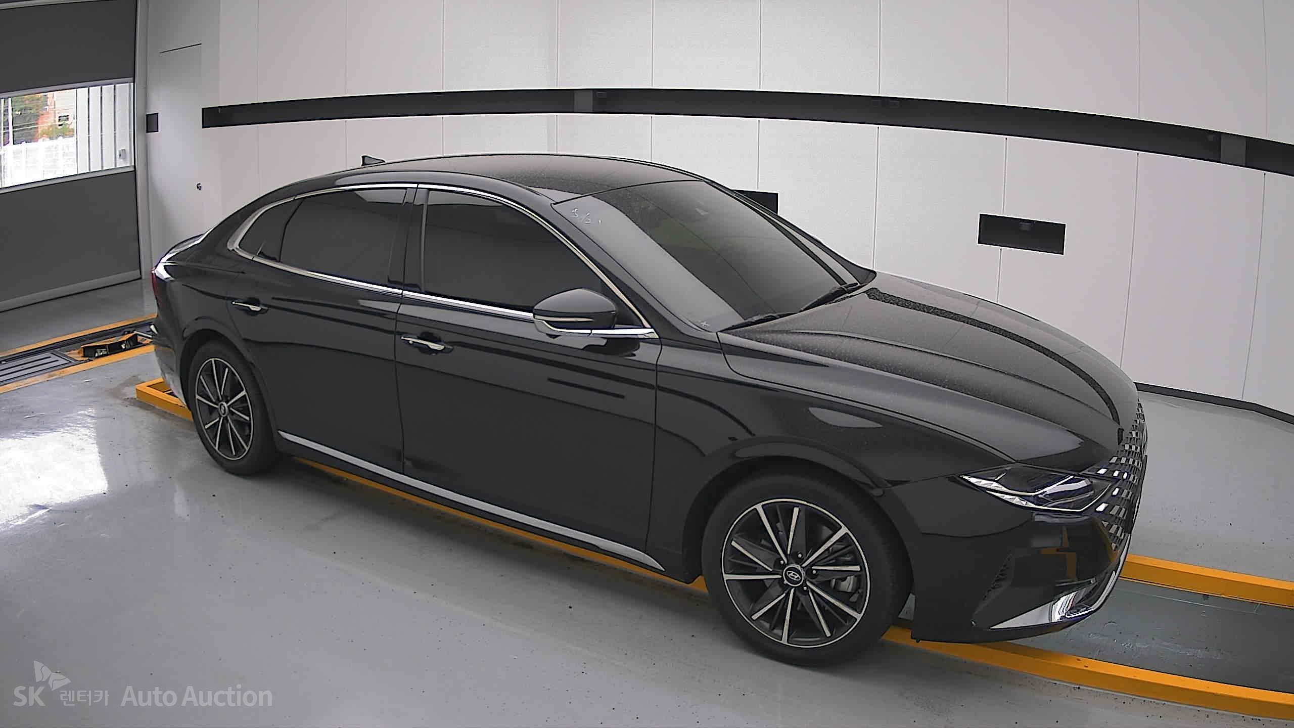 2022 - hyundai grandeur