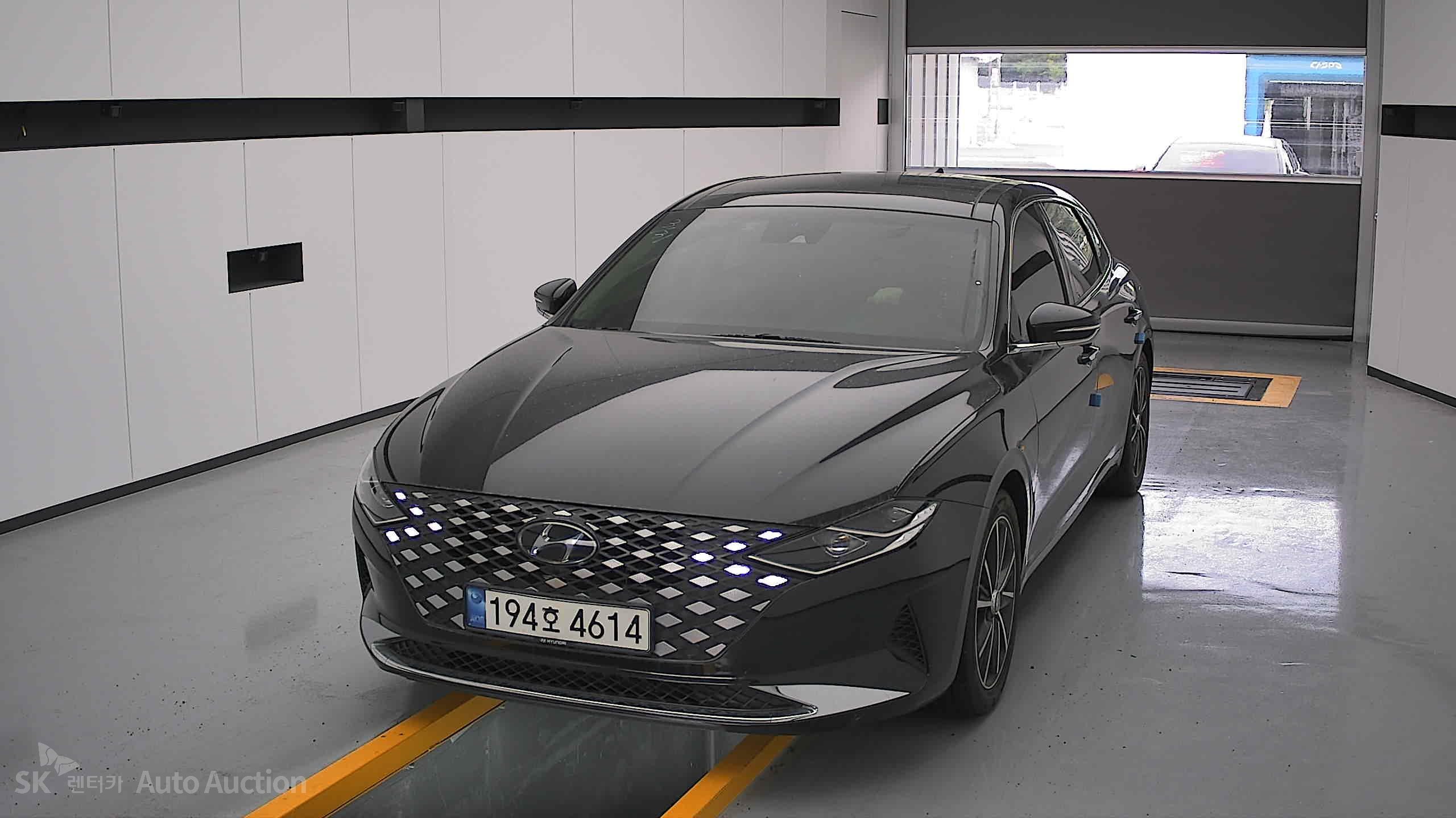 2022 - hyundai grandeur
