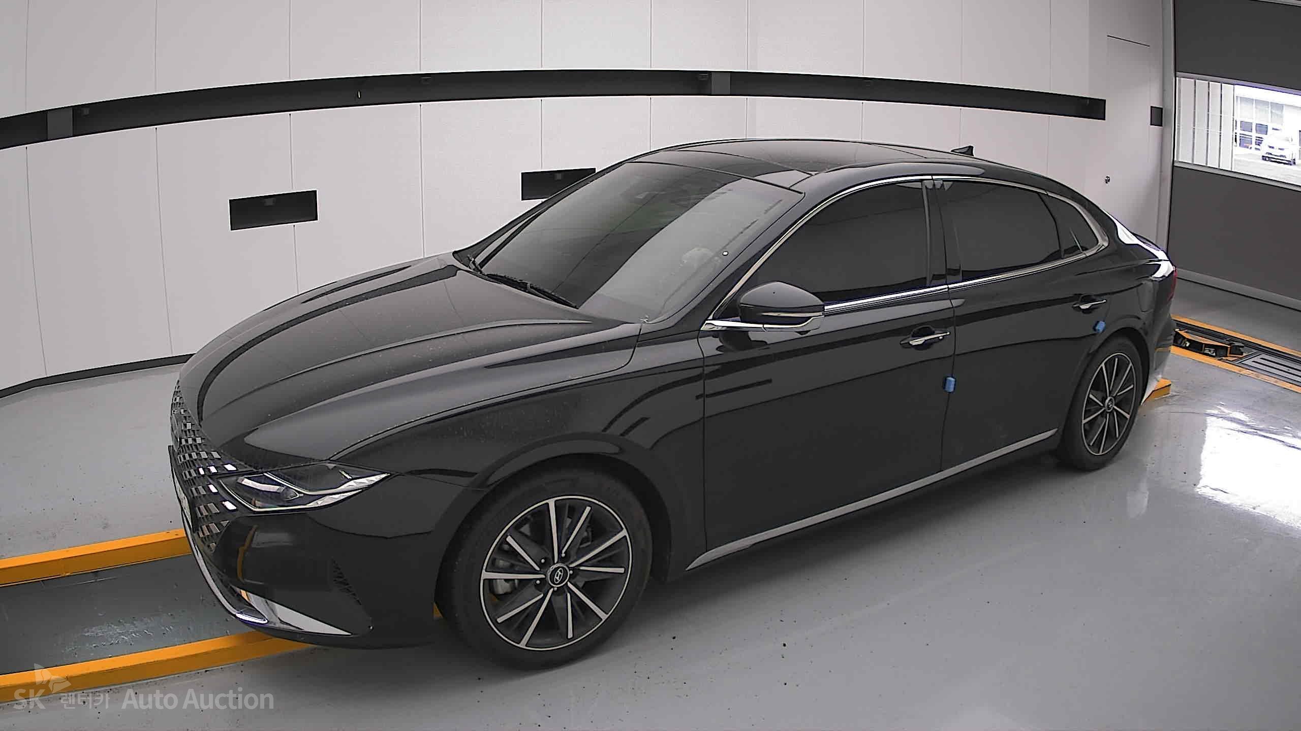 2022 - hyundai grandeur