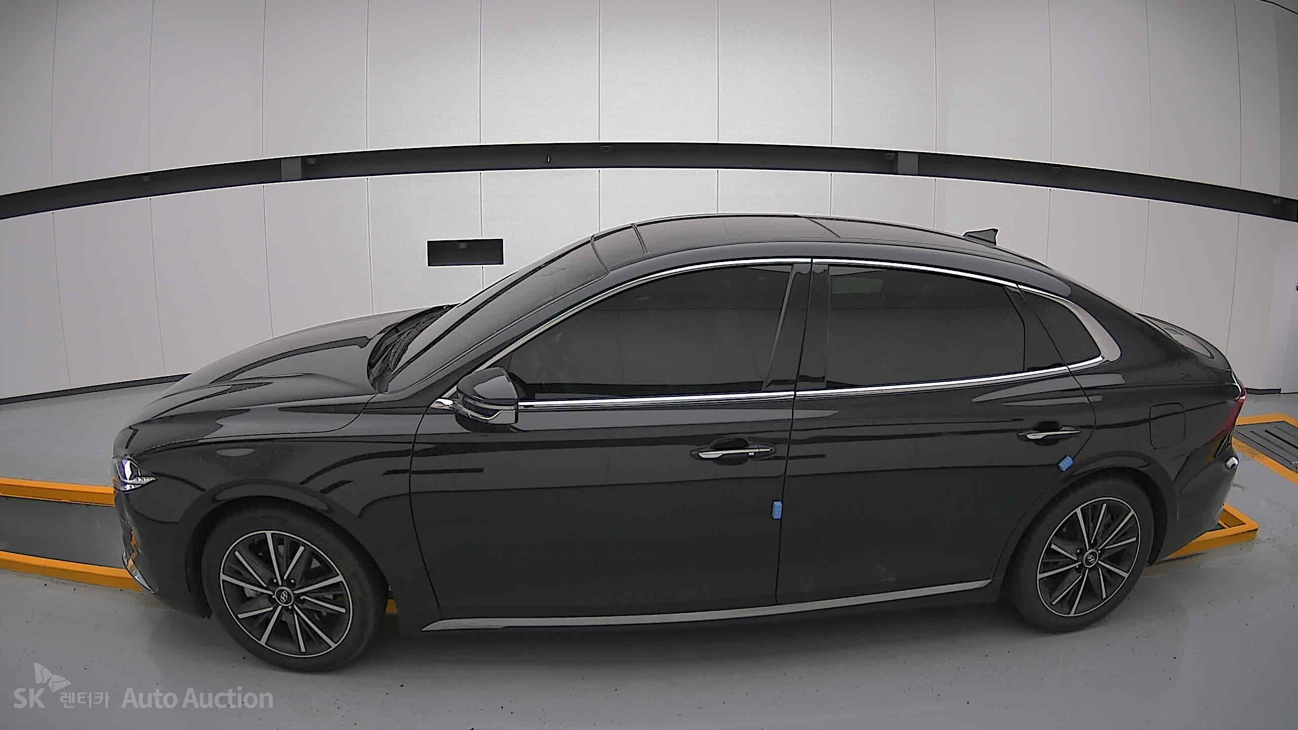 2022 - hyundai grandeur