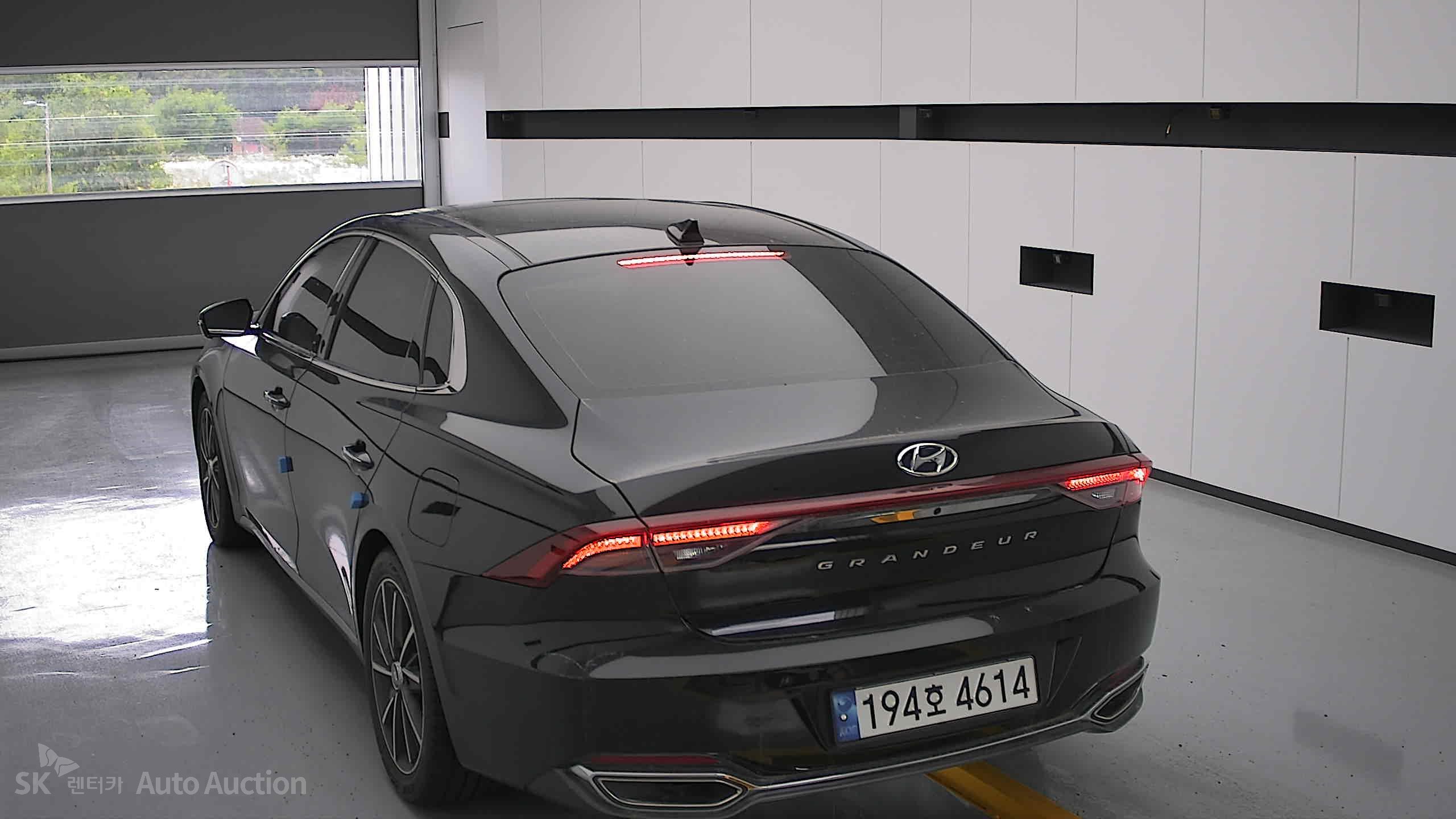2022 - hyundai grandeur
