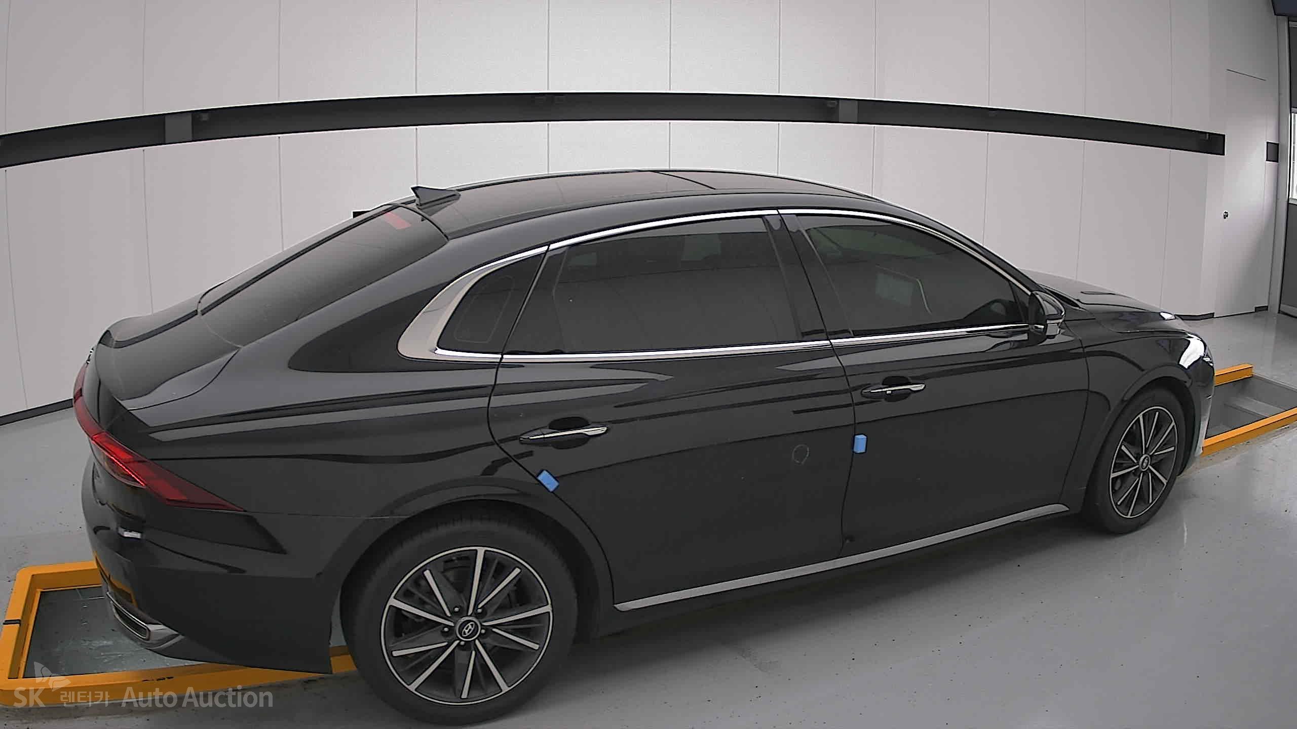 2022 - hyundai grandeur