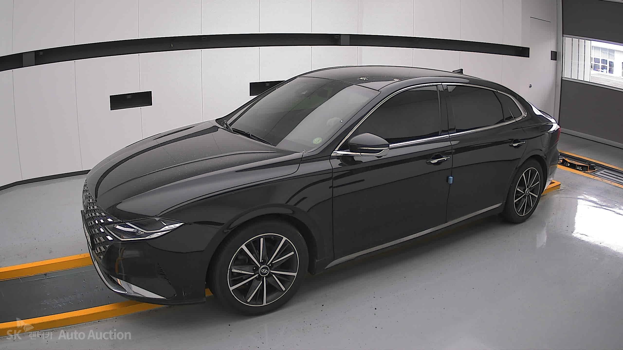 2022 - hyundai grandeur