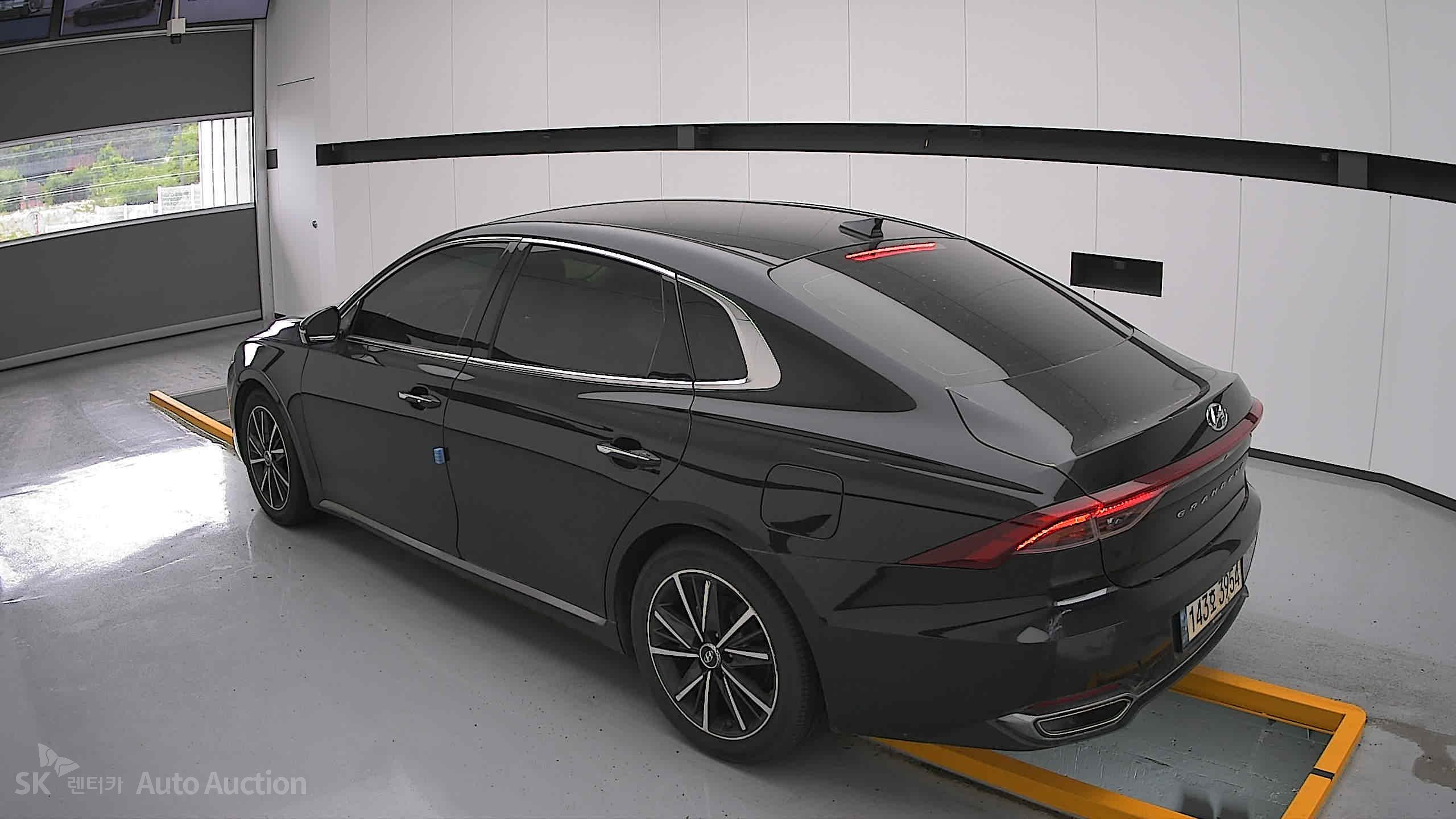 2022 - hyundai grandeur