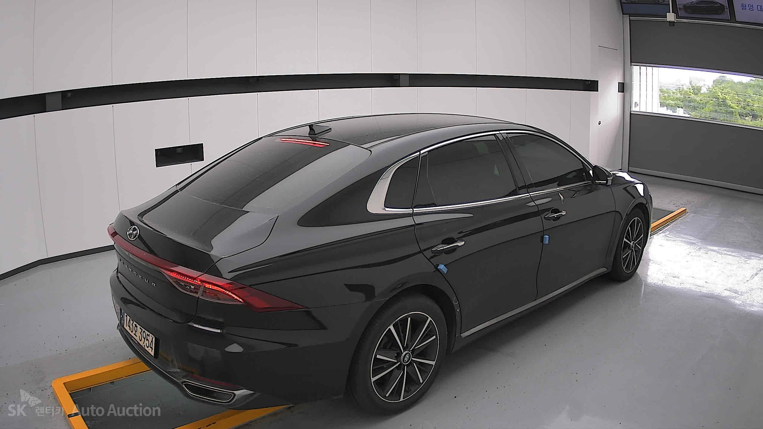 2022 - hyundai grandeur