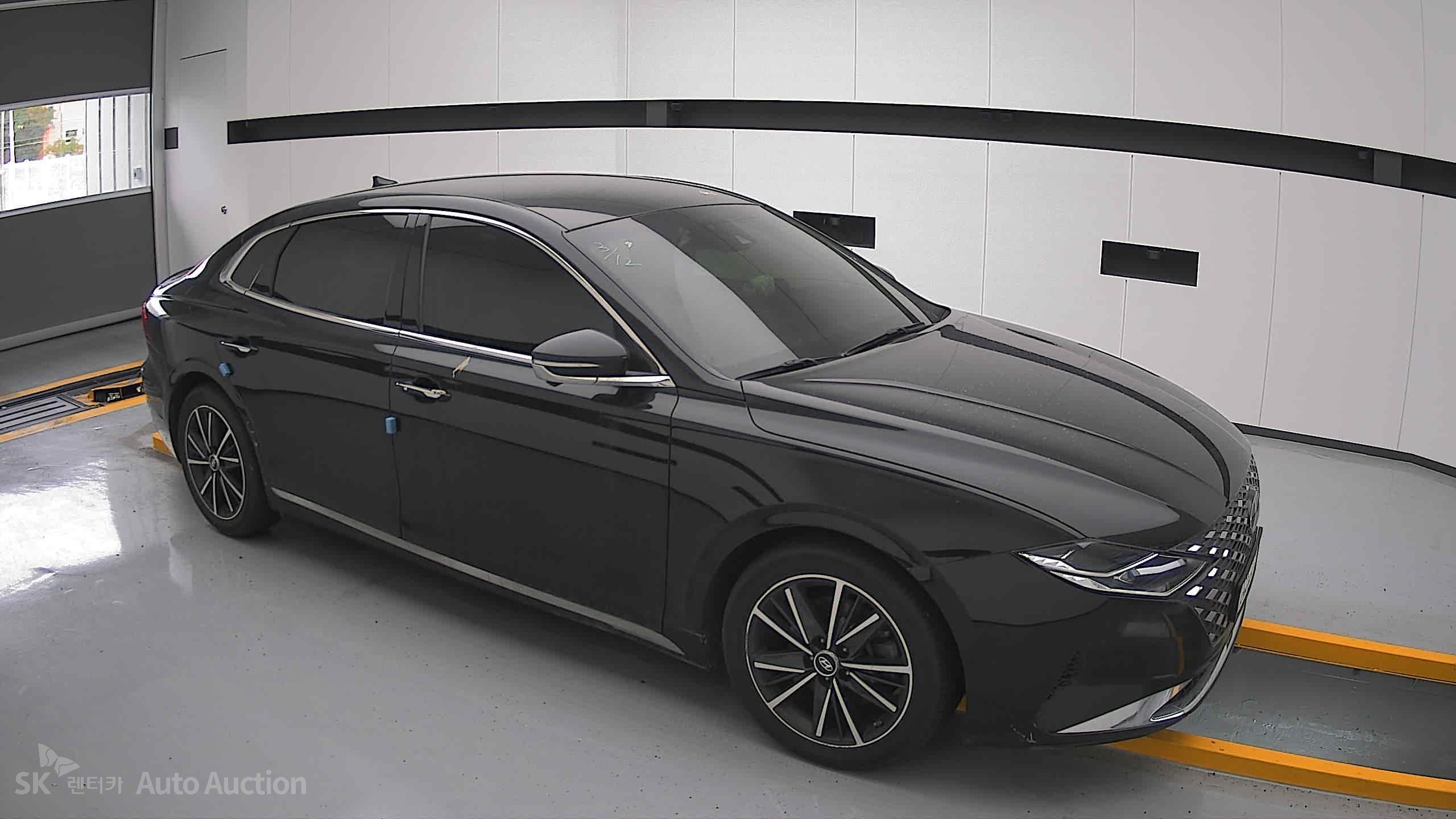2022 - hyundai grandeur