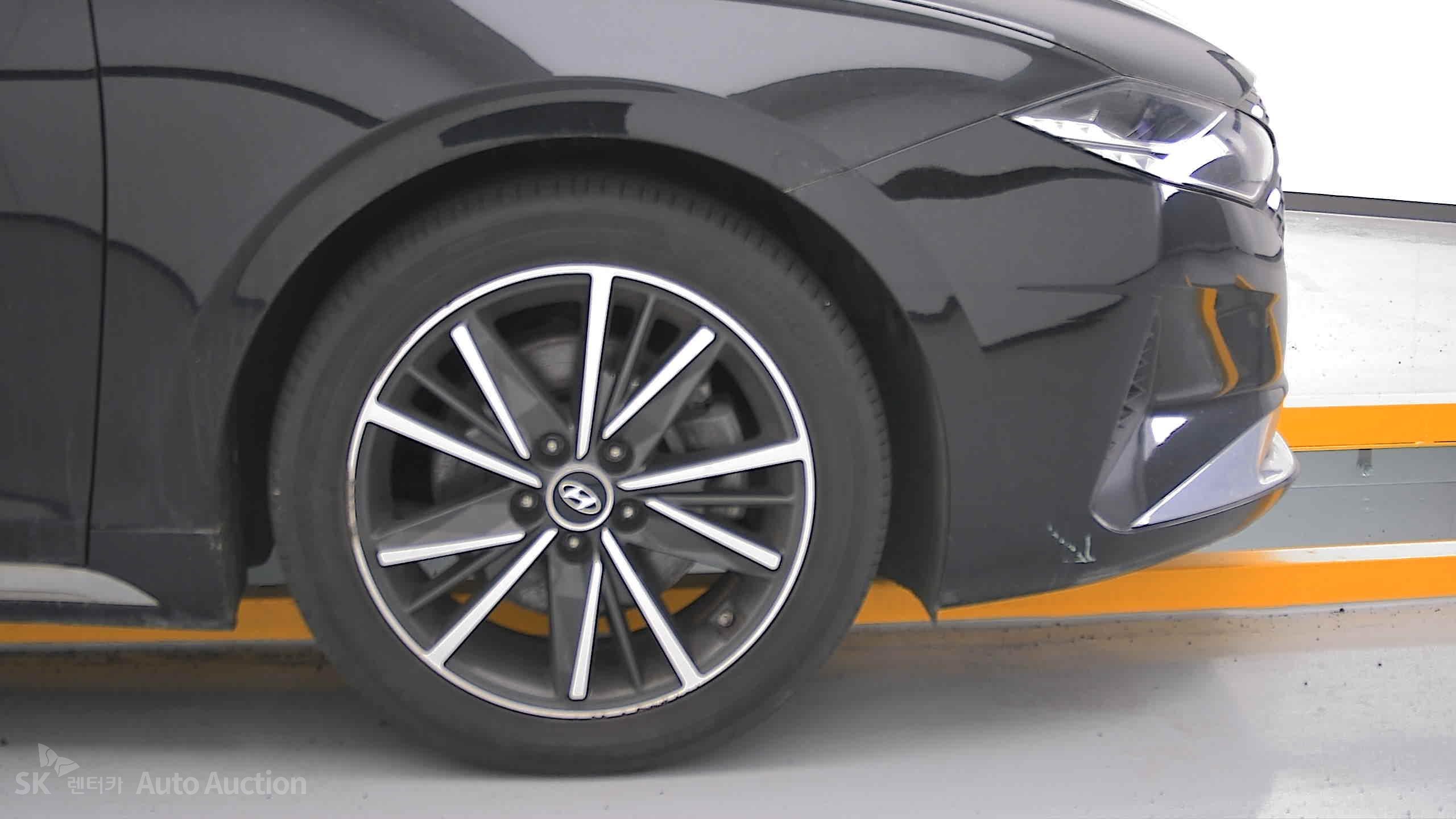 2022 - hyundai grandeur