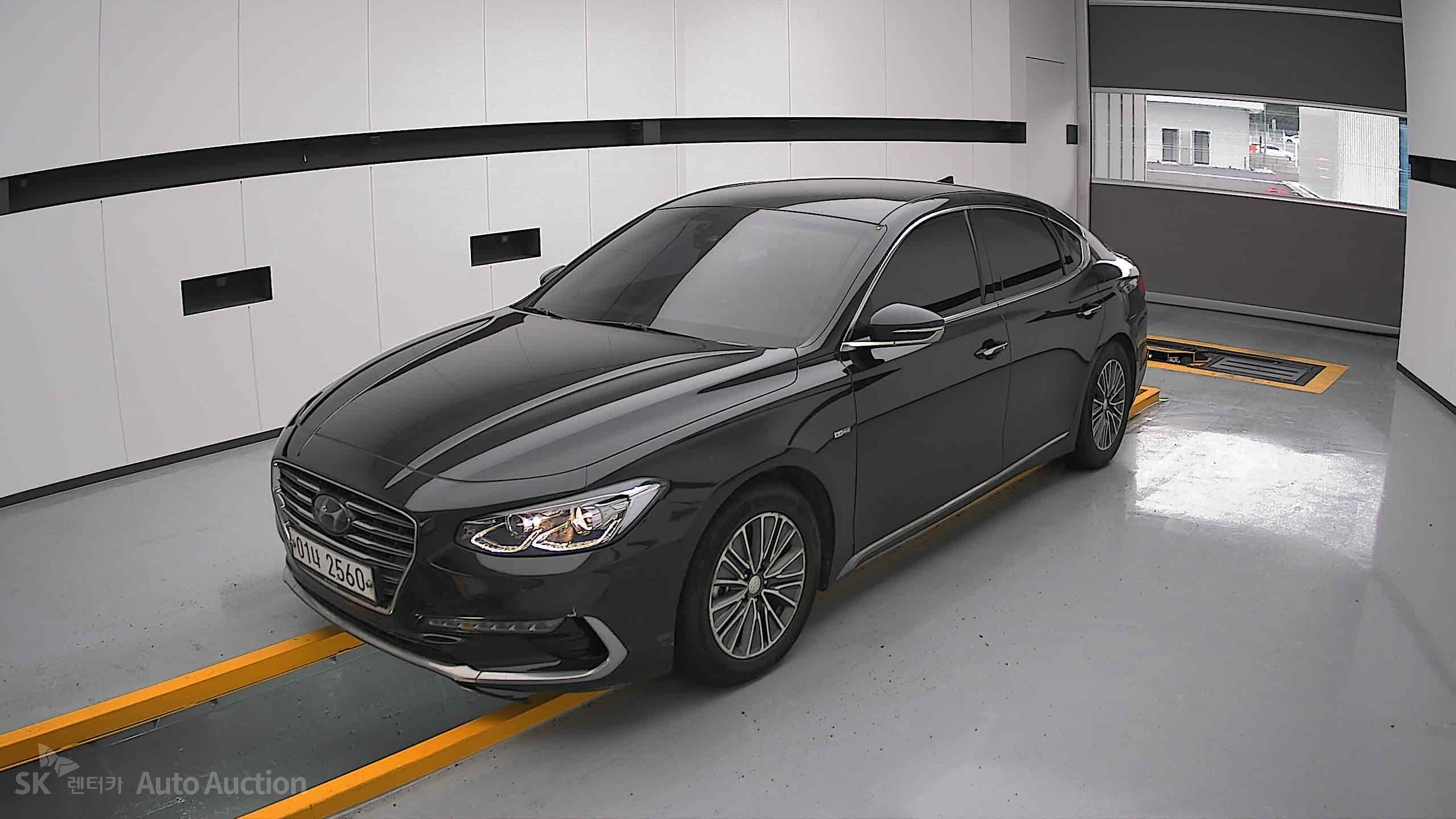 2018 - hyundai grandeur