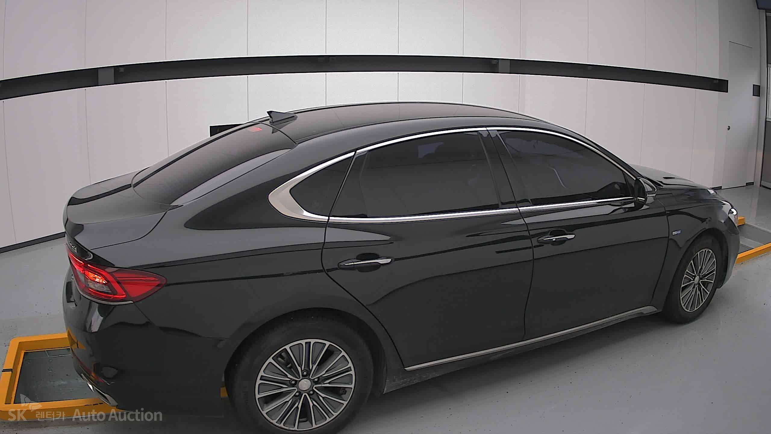 2018 - hyundai grandeur