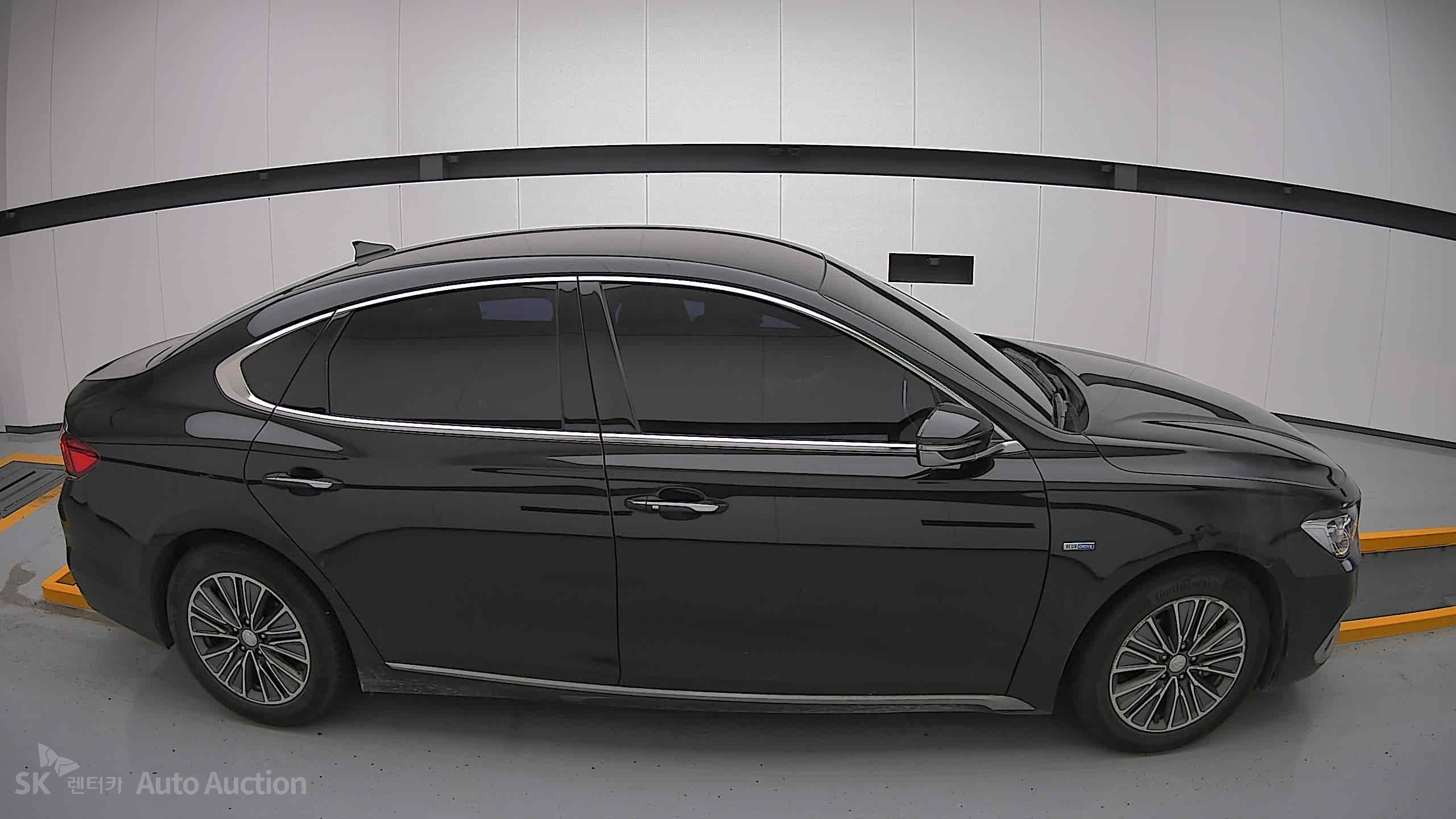 2018 - hyundai grandeur