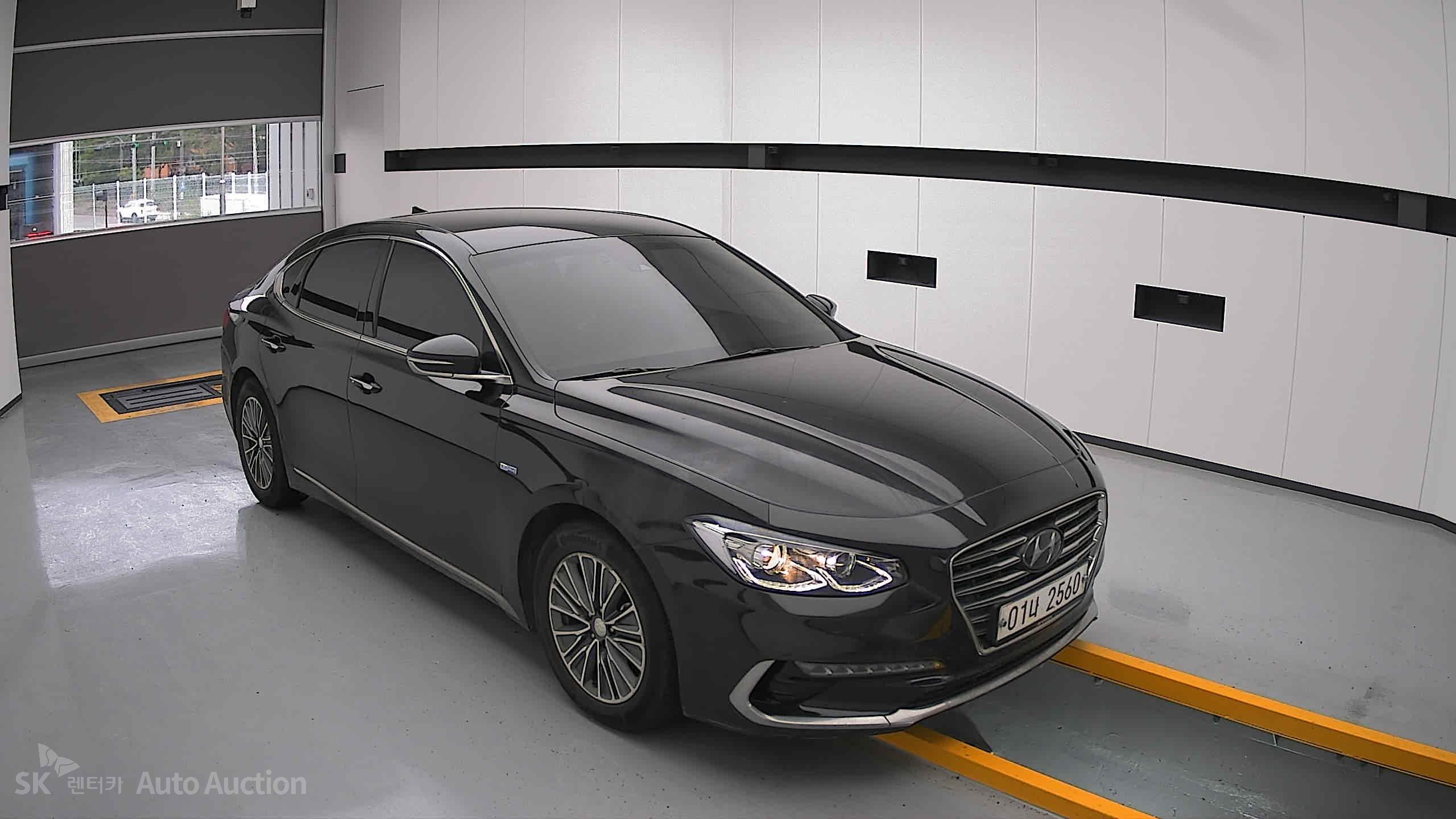2018 - hyundai grandeur