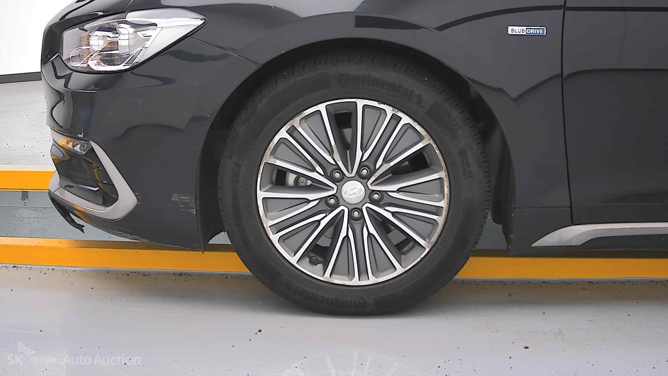 2018 - hyundai grandeur