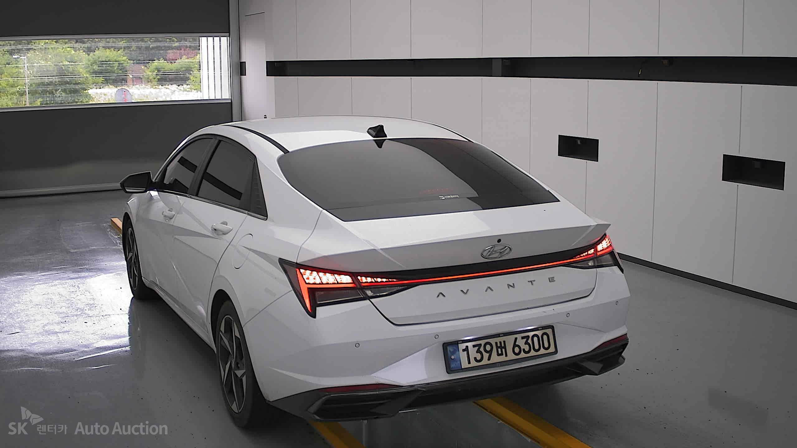 2021 - hyundai avante