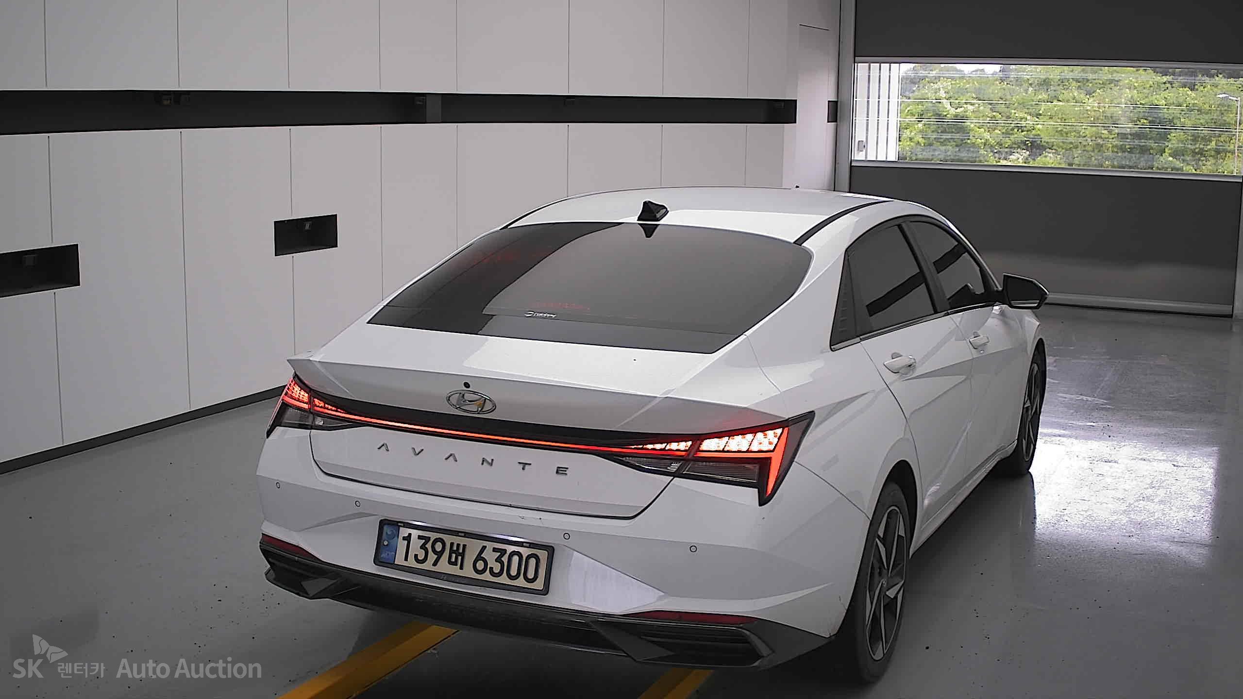 2021 - hyundai avante