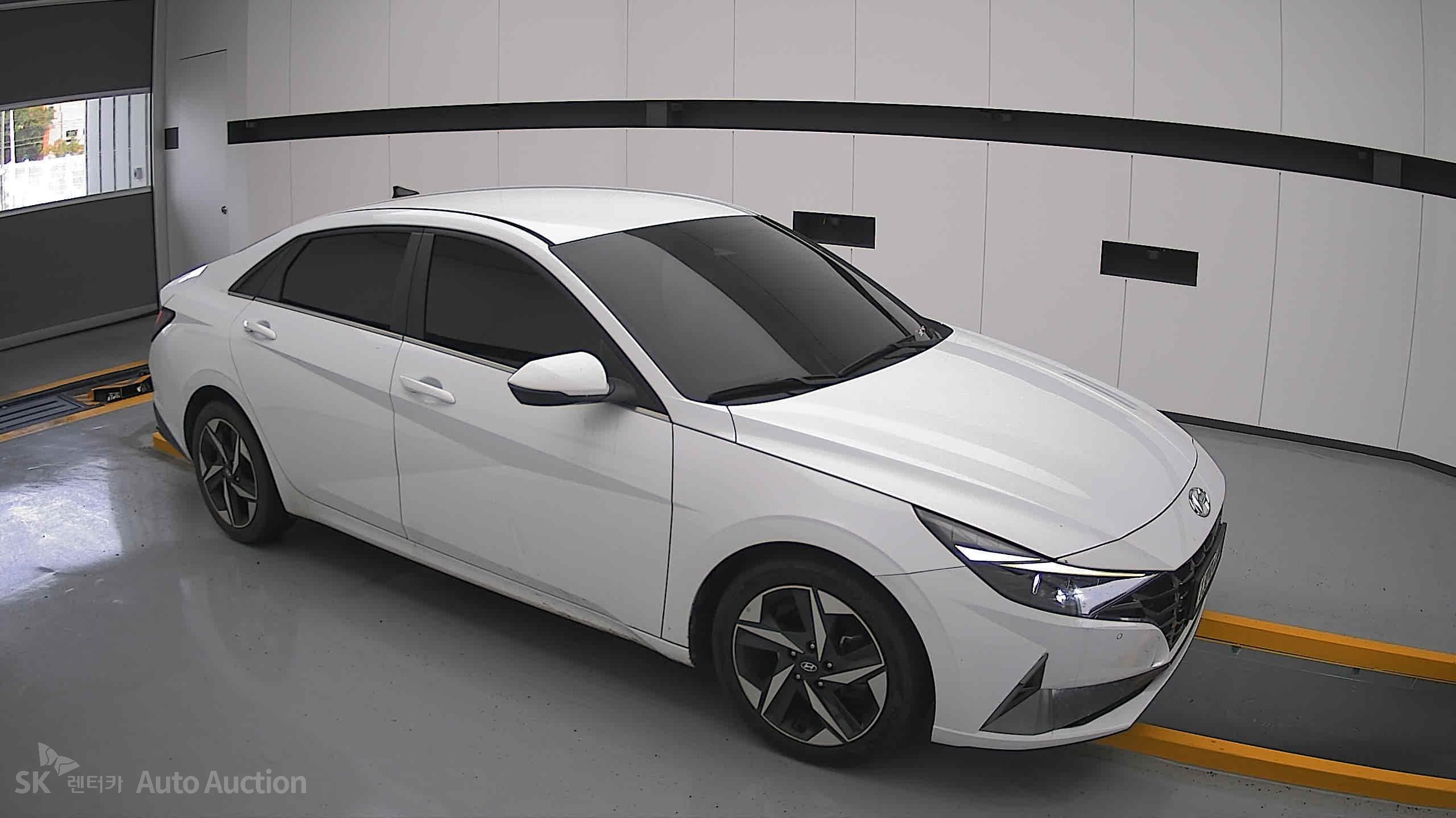 2021 - hyundai avante