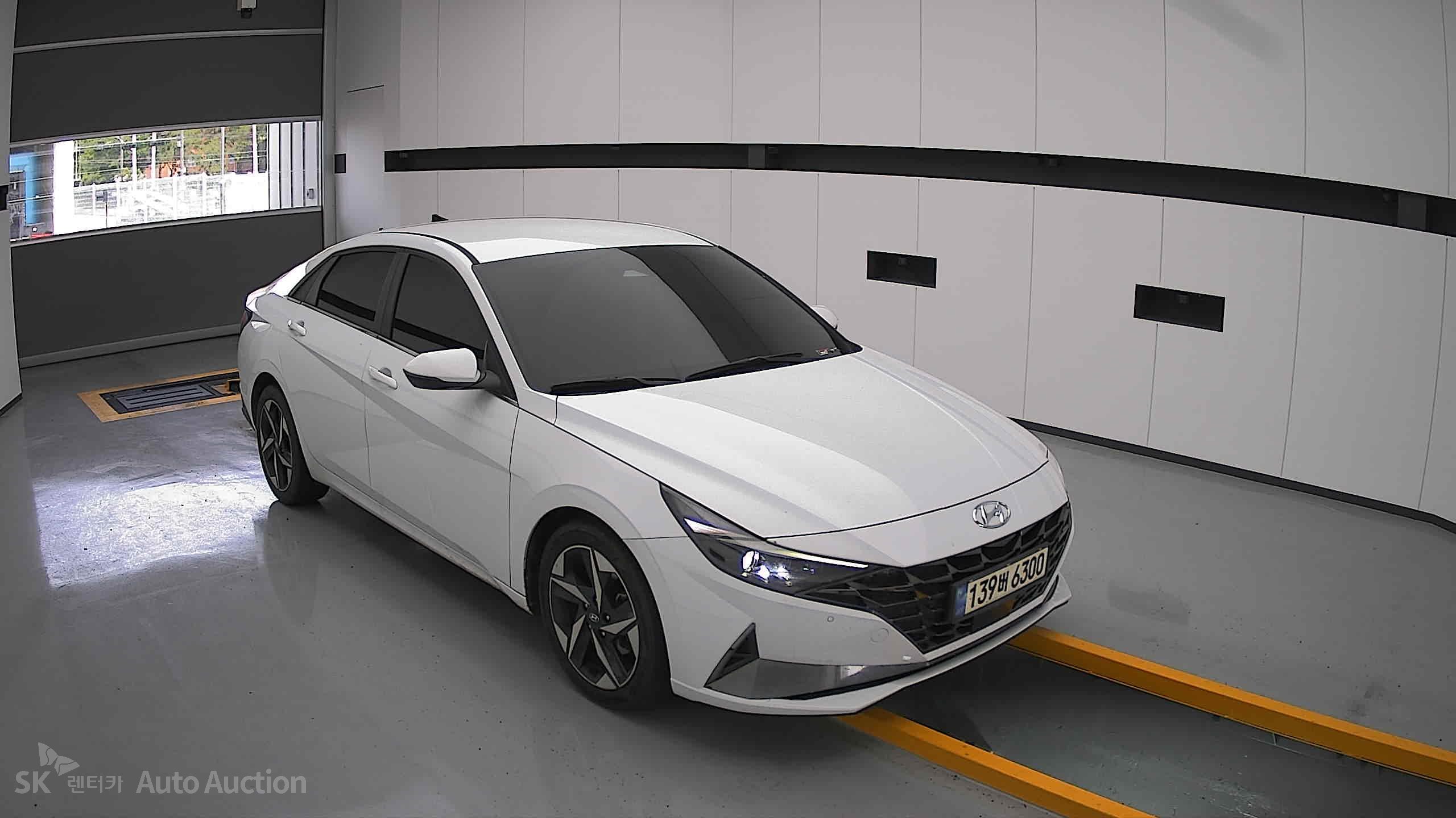 2021 - hyundai avante