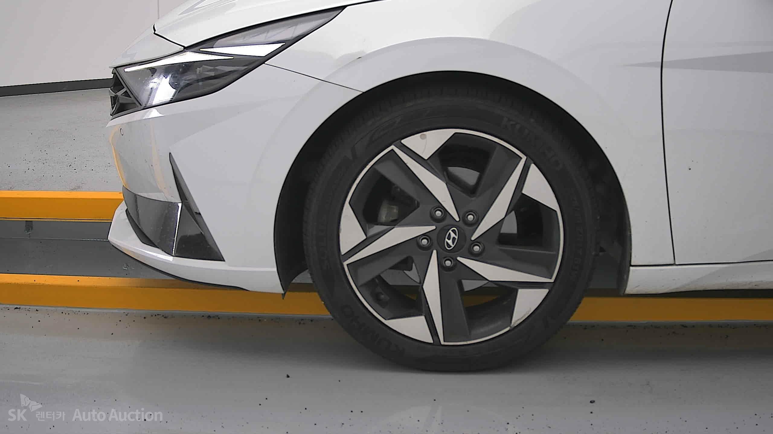 2021 - hyundai avante