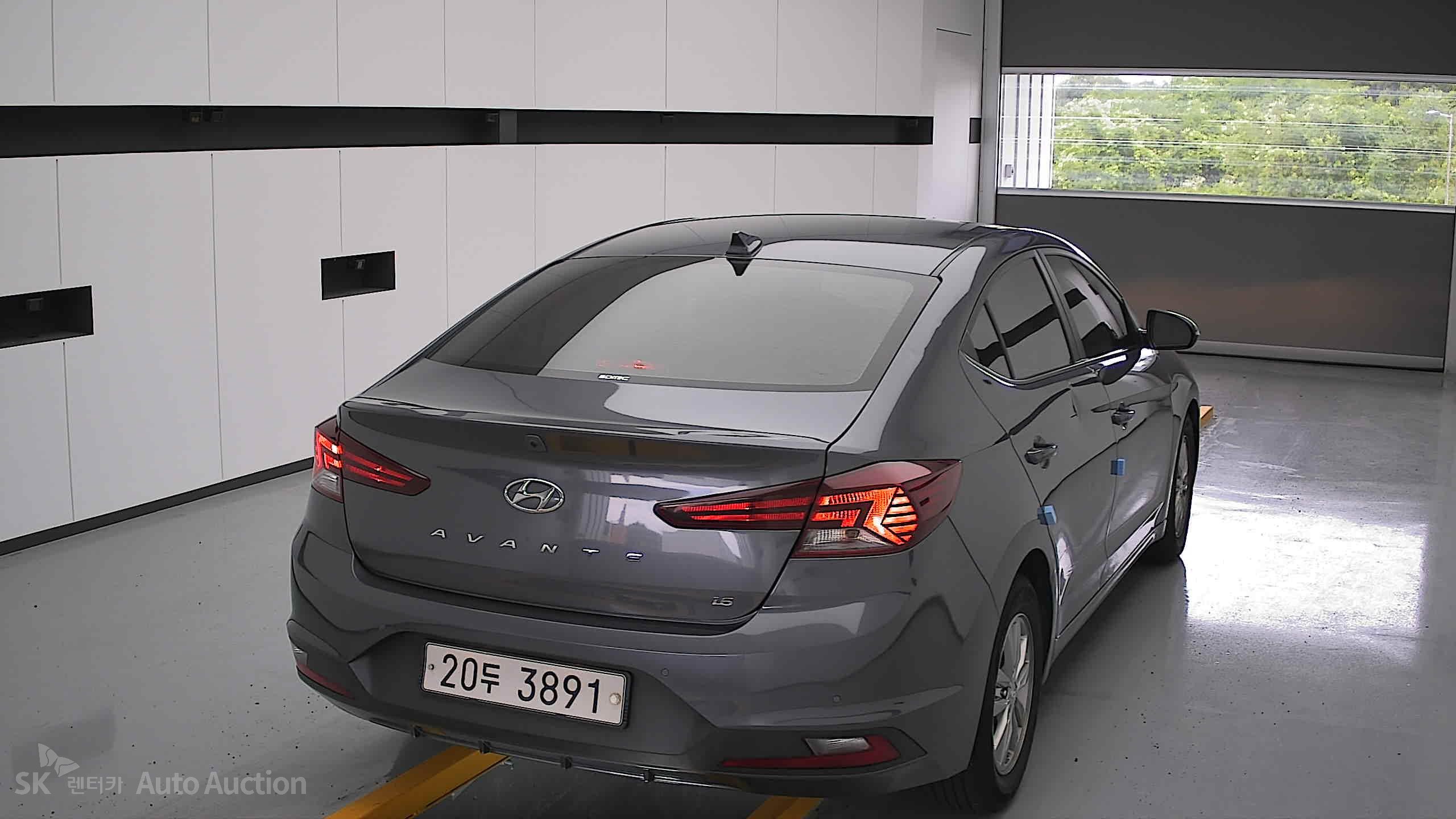 2019 - hyundai avante ad