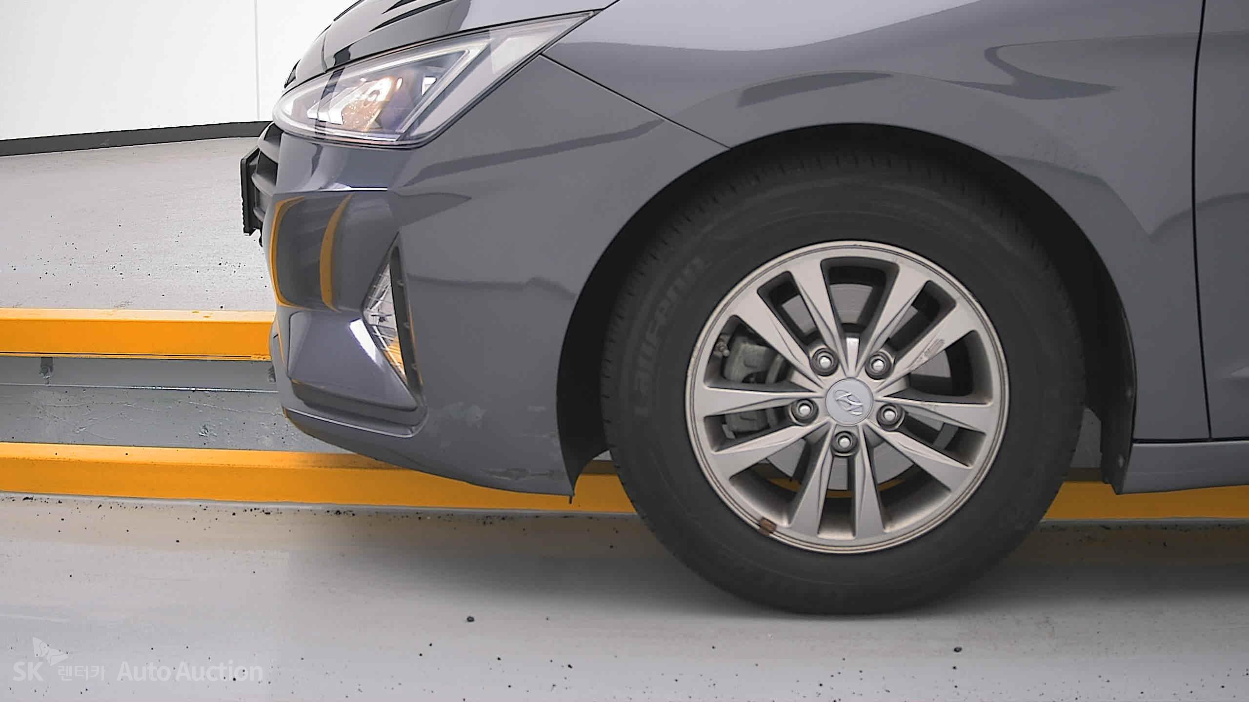 2019 - hyundai avante ad