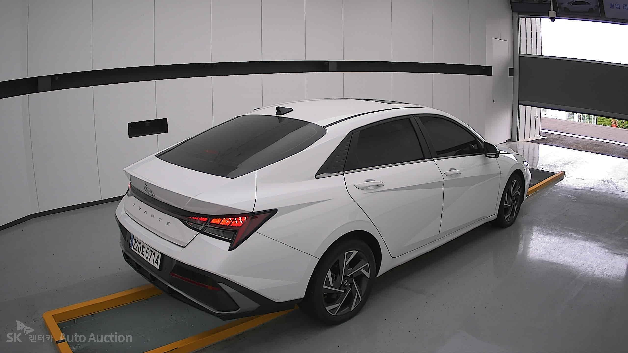2024 - hyundai avante