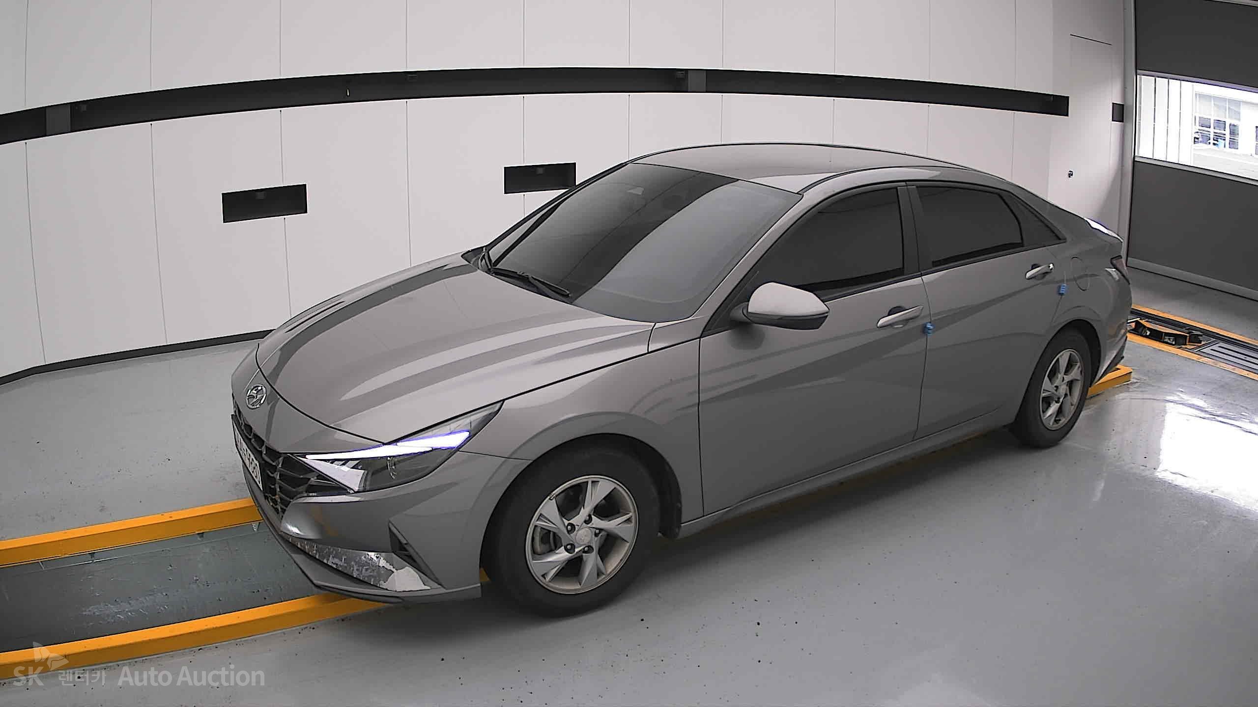 2021 - hyundai avante