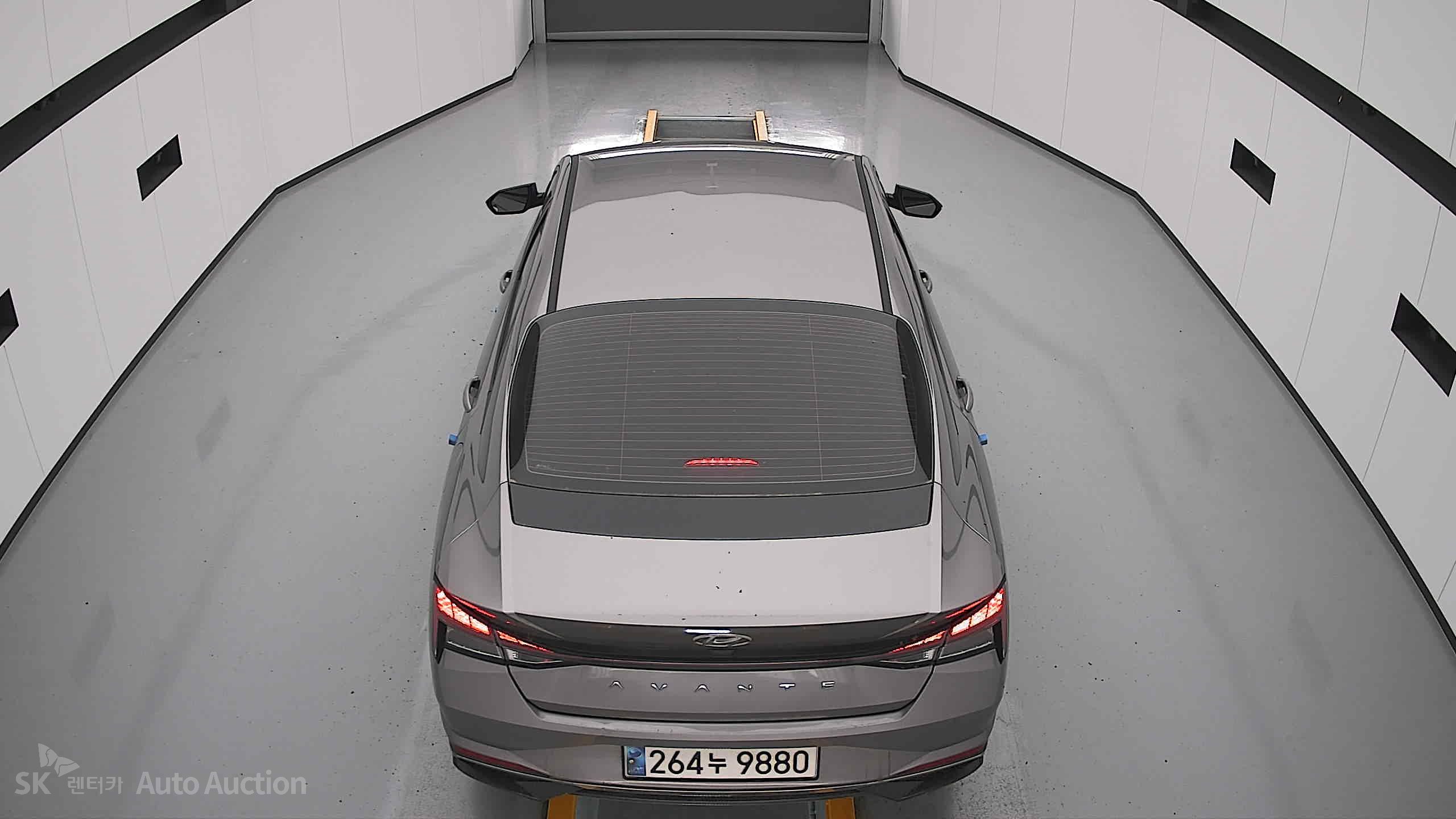 2021 - hyundai avante