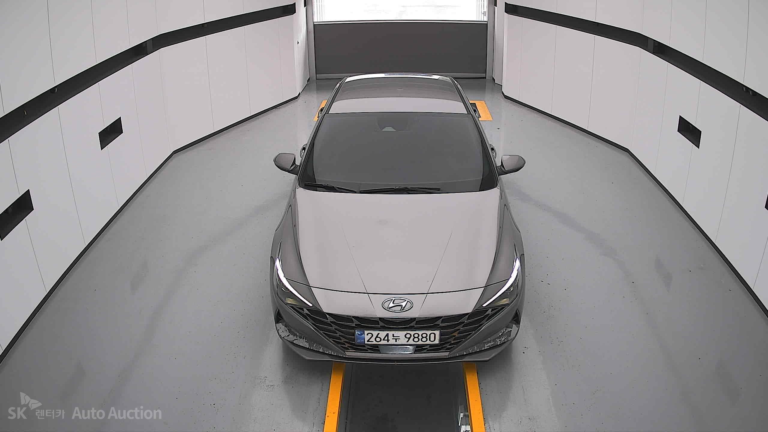 2021 - hyundai avante