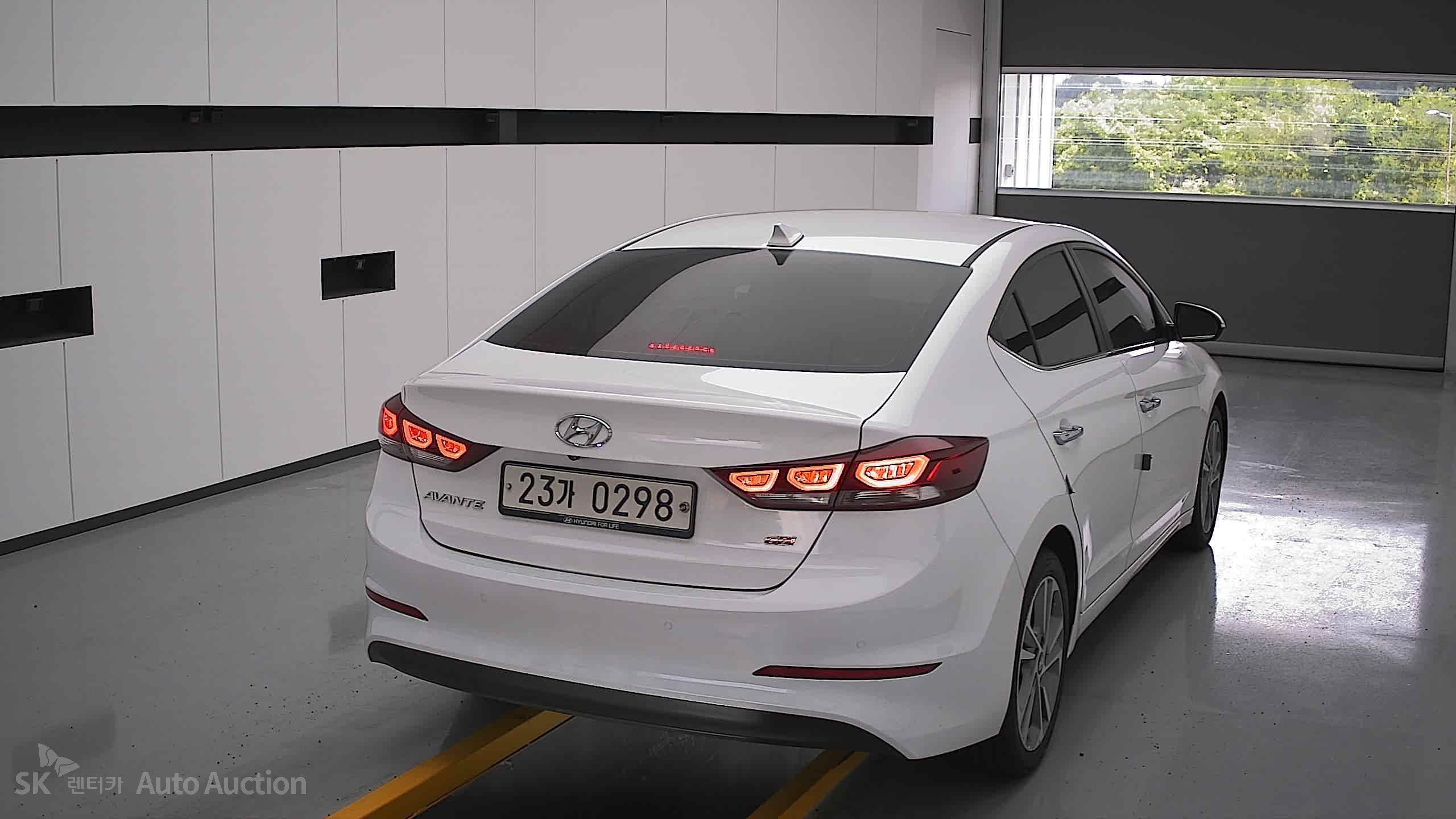 2017 - hyundai avante ad