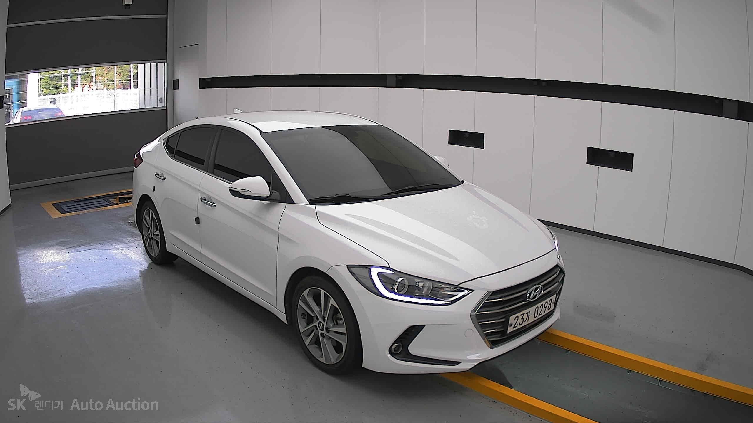 2017 - hyundai avante ad