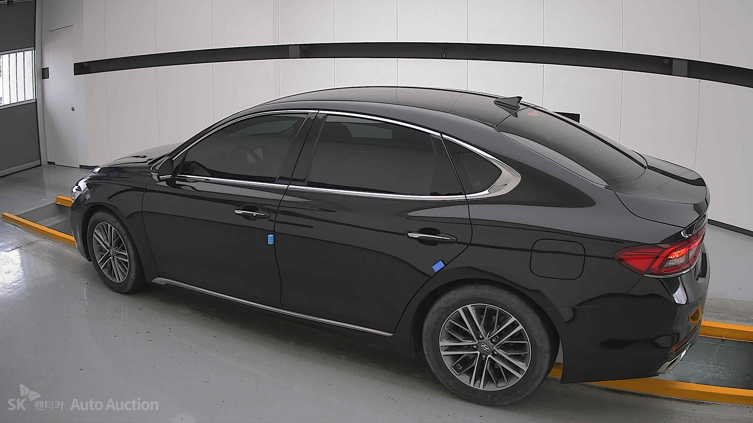 2019 - hyundai grandeur