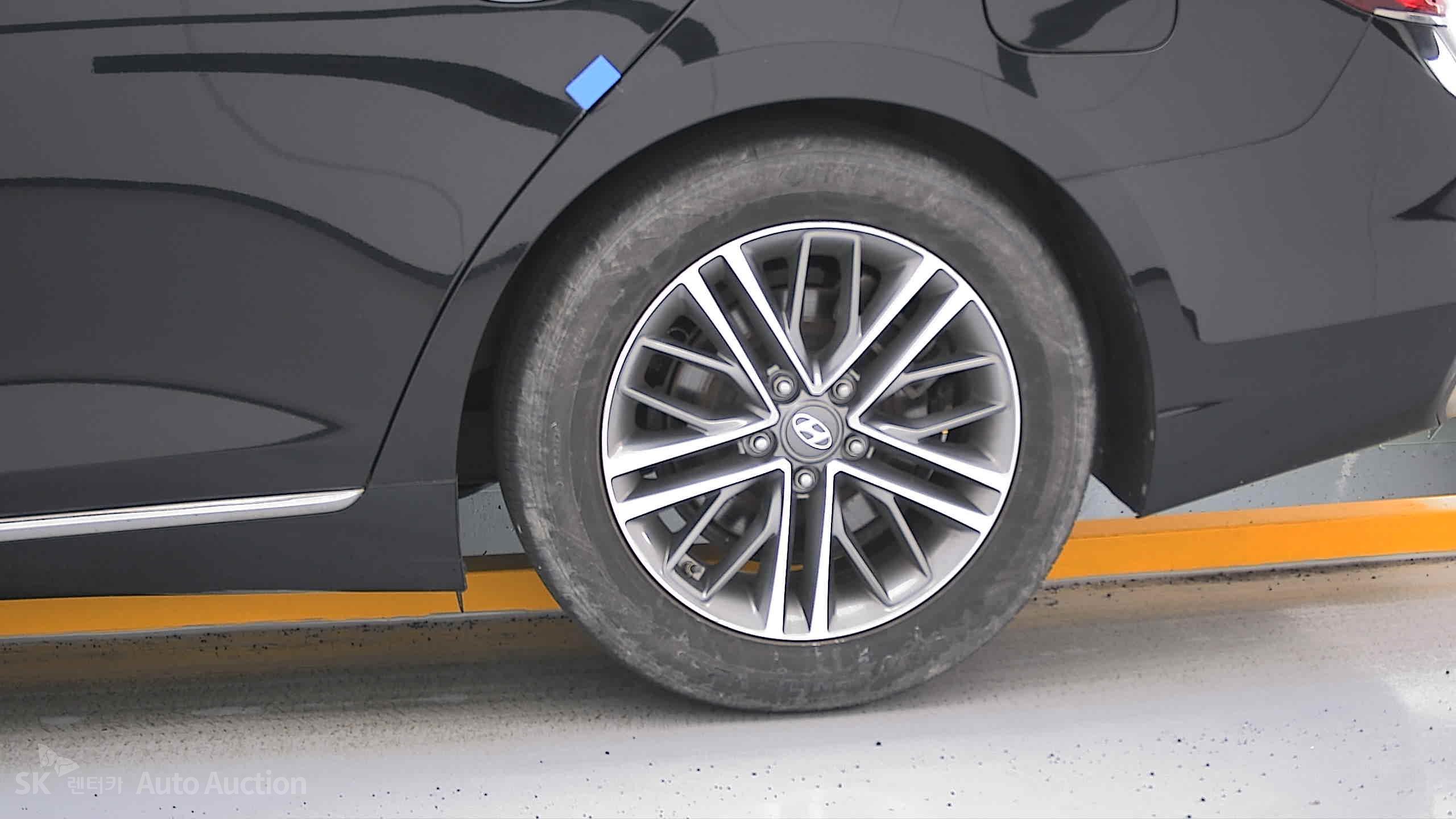 2019 - hyundai grandeur