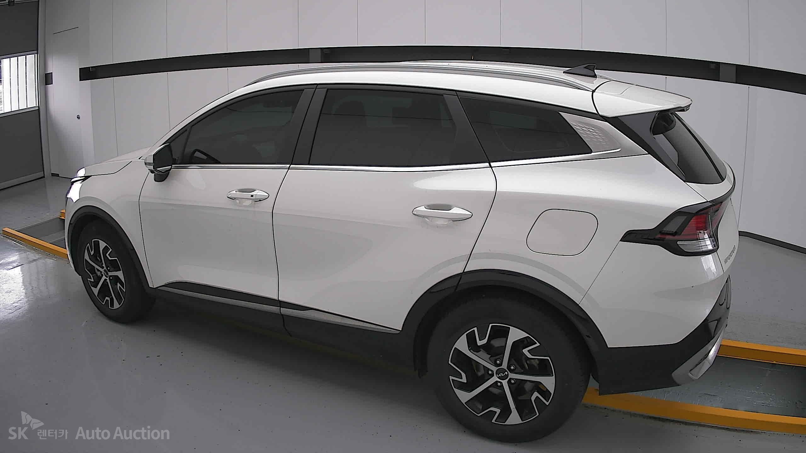 2022 - kia sportage