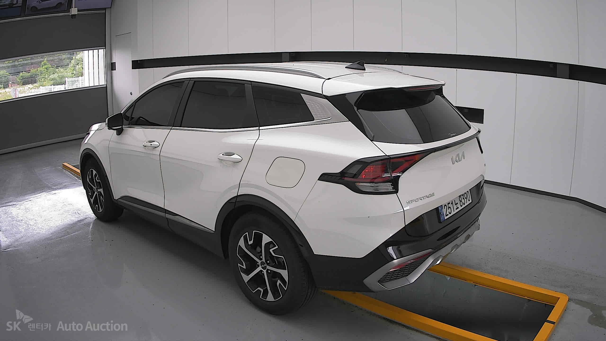 2022 - kia sportage