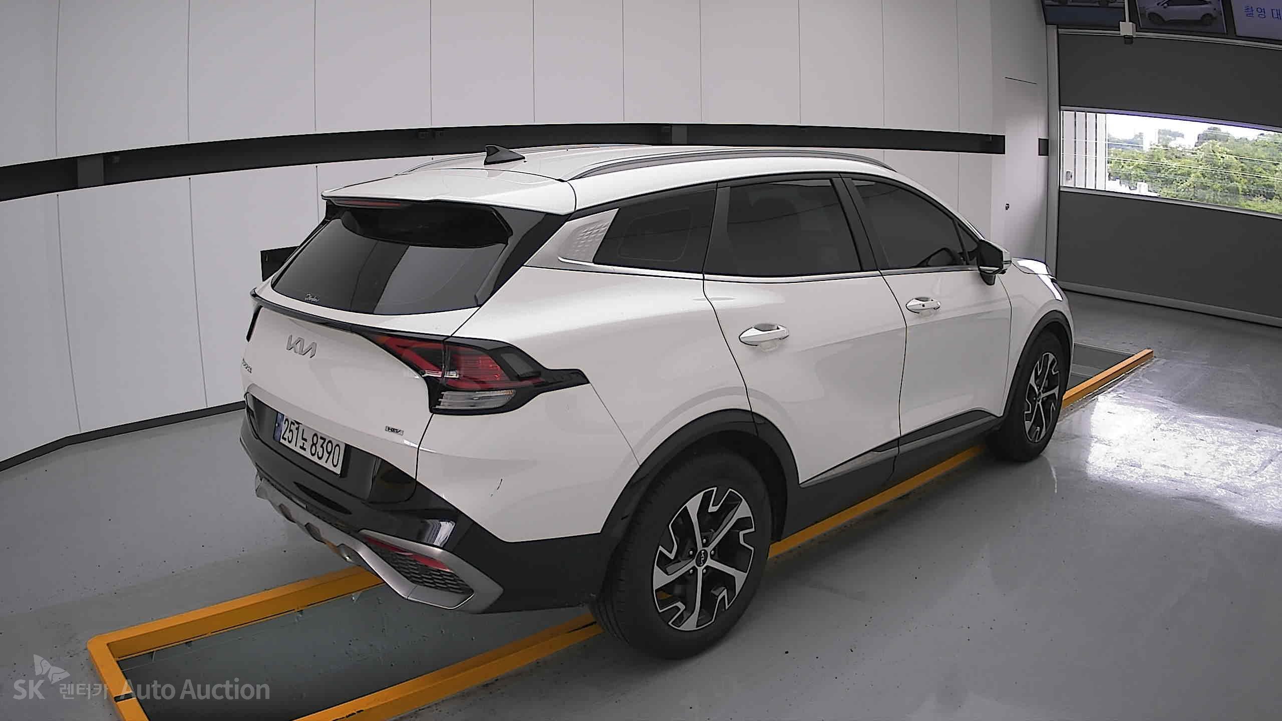 2022 - kia sportage