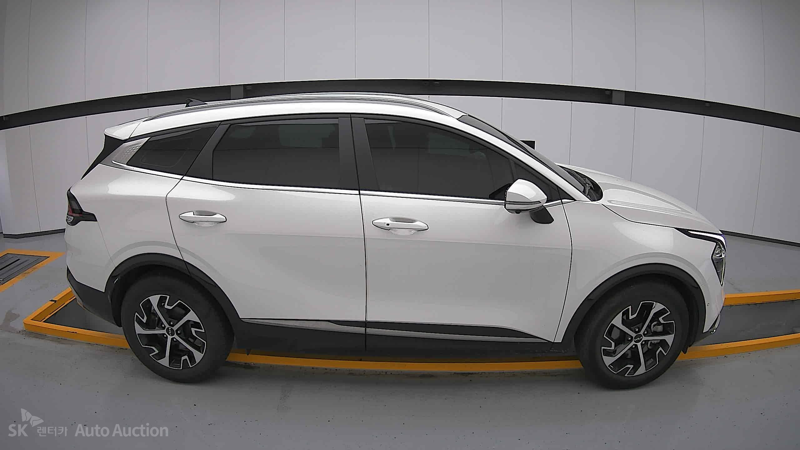 2022 - kia sportage