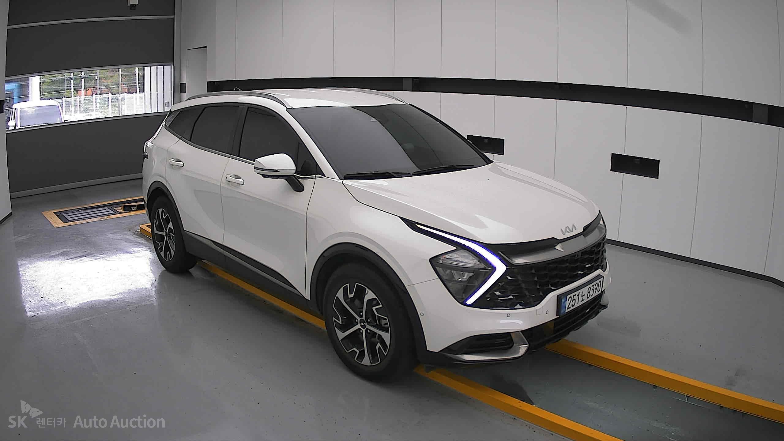 2022 - kia sportage