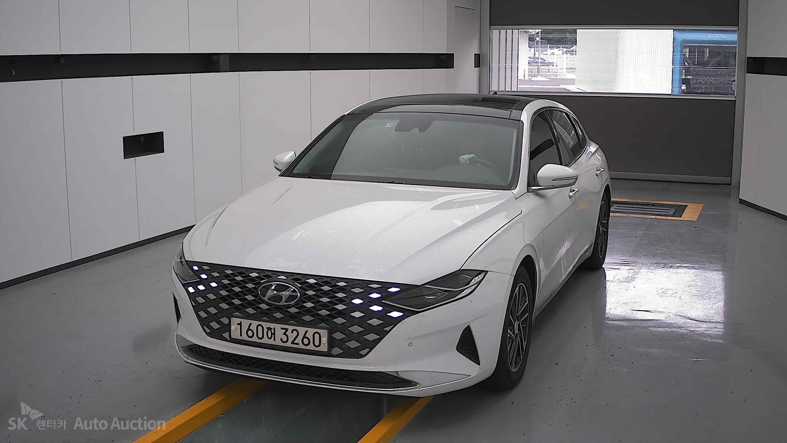 2022 - hyundai grandeur