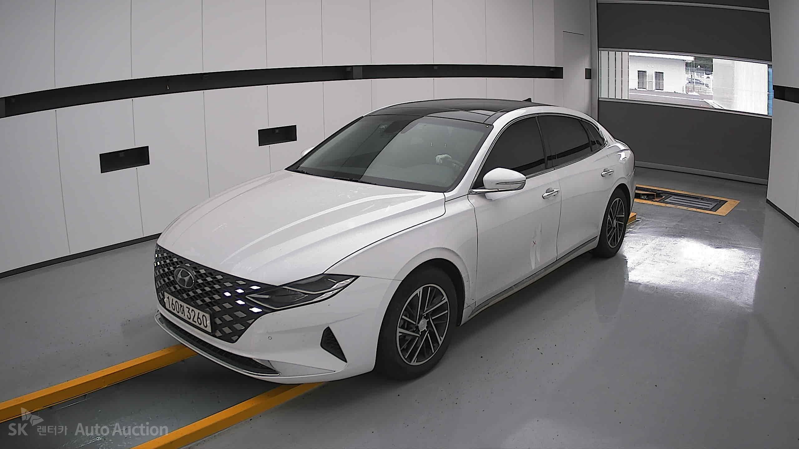 2022 - hyundai grandeur