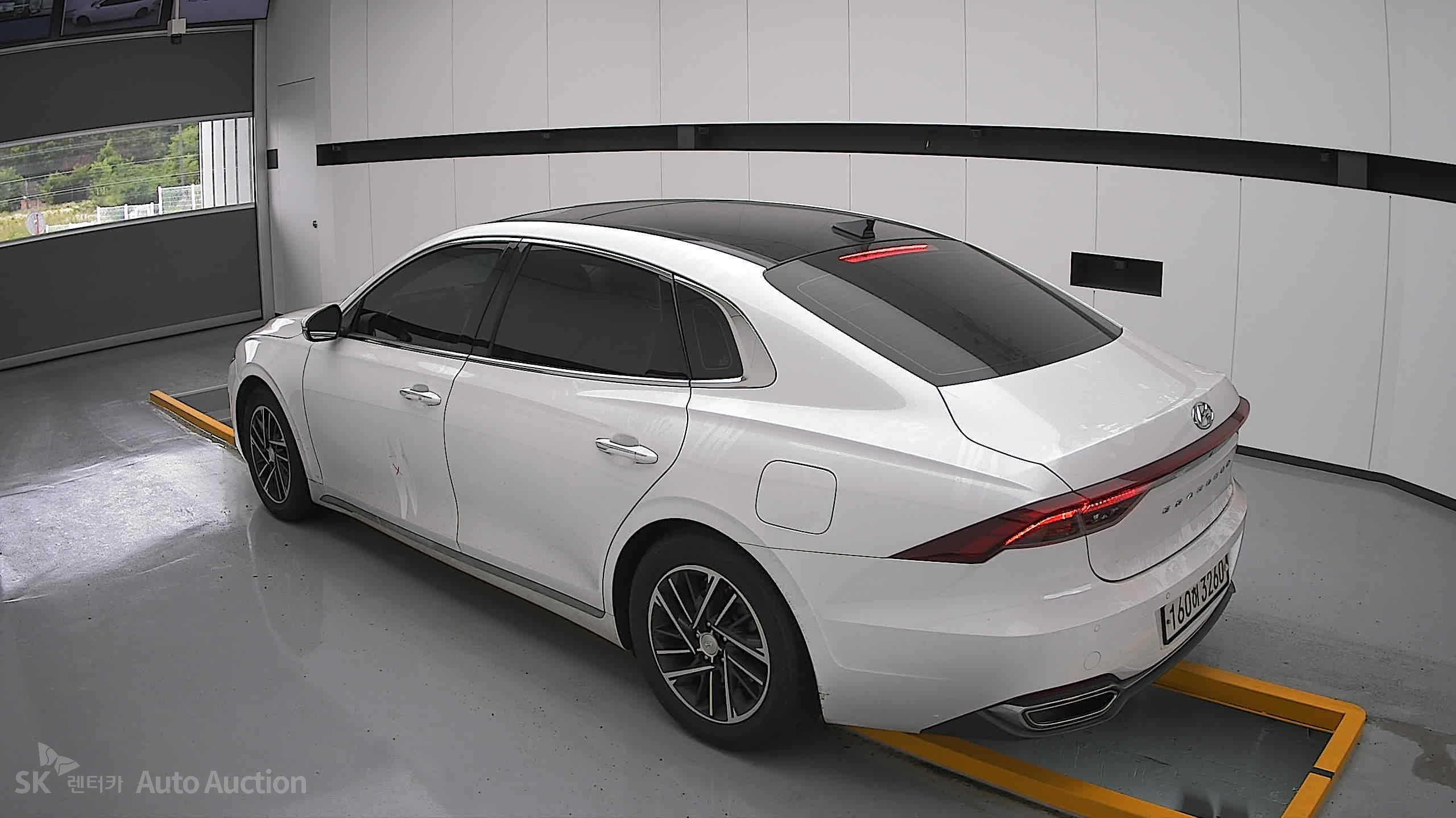 2022 - hyundai grandeur