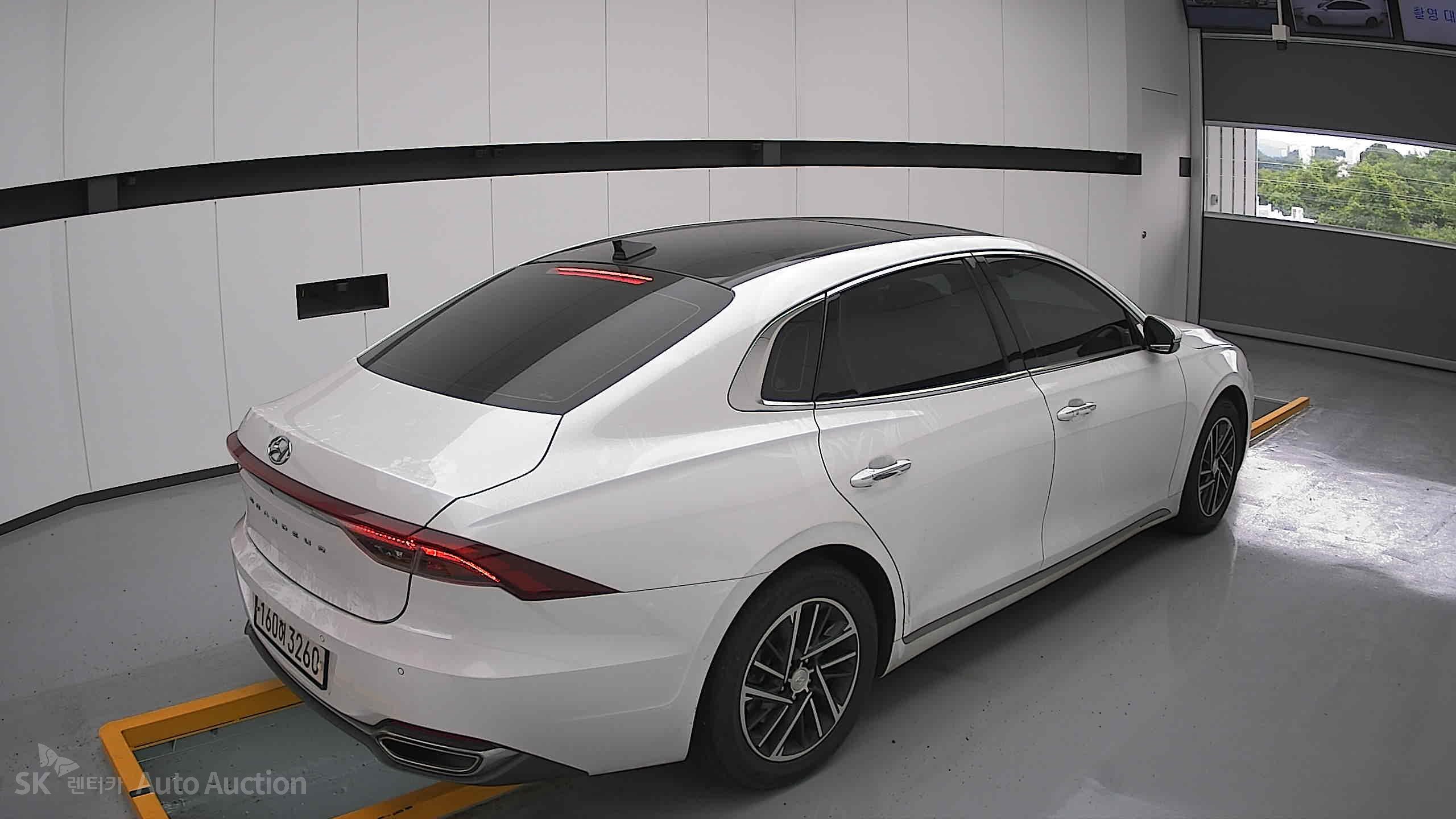 2022 - hyundai grandeur