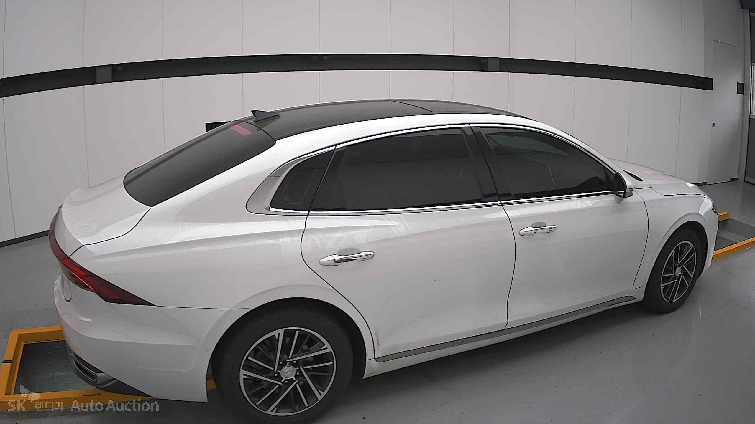 2022 - hyundai grandeur