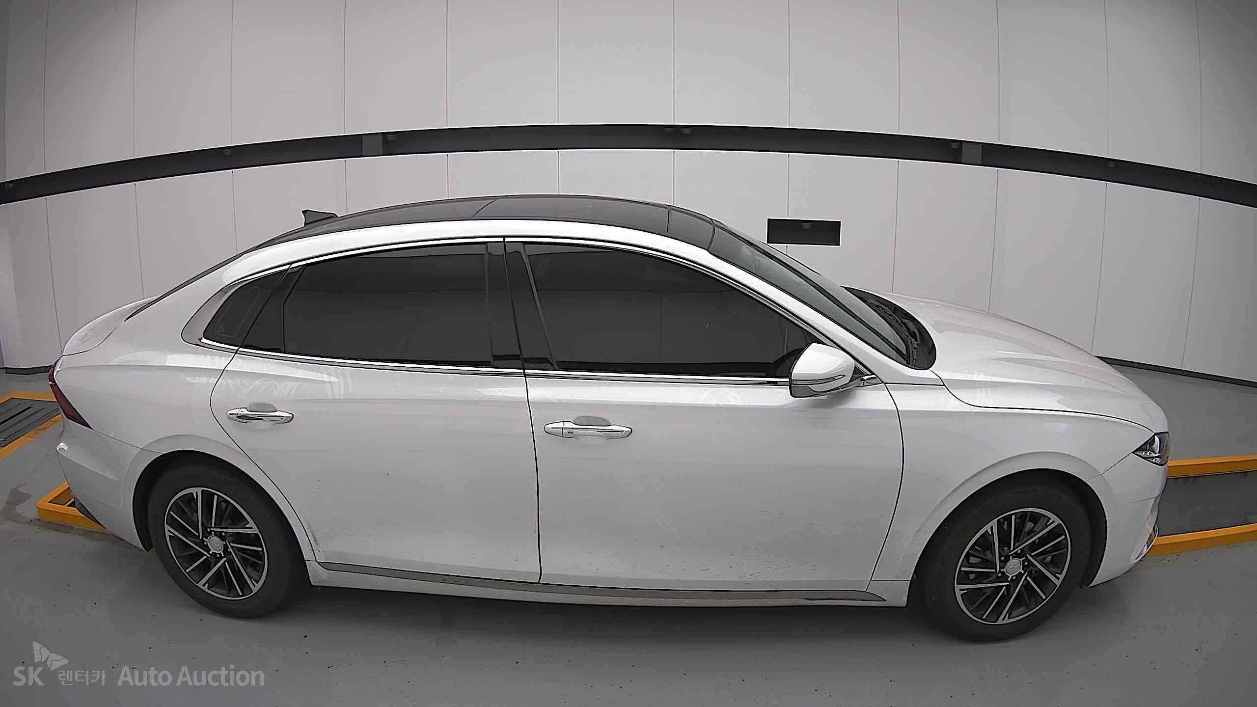 2022 - hyundai grandeur