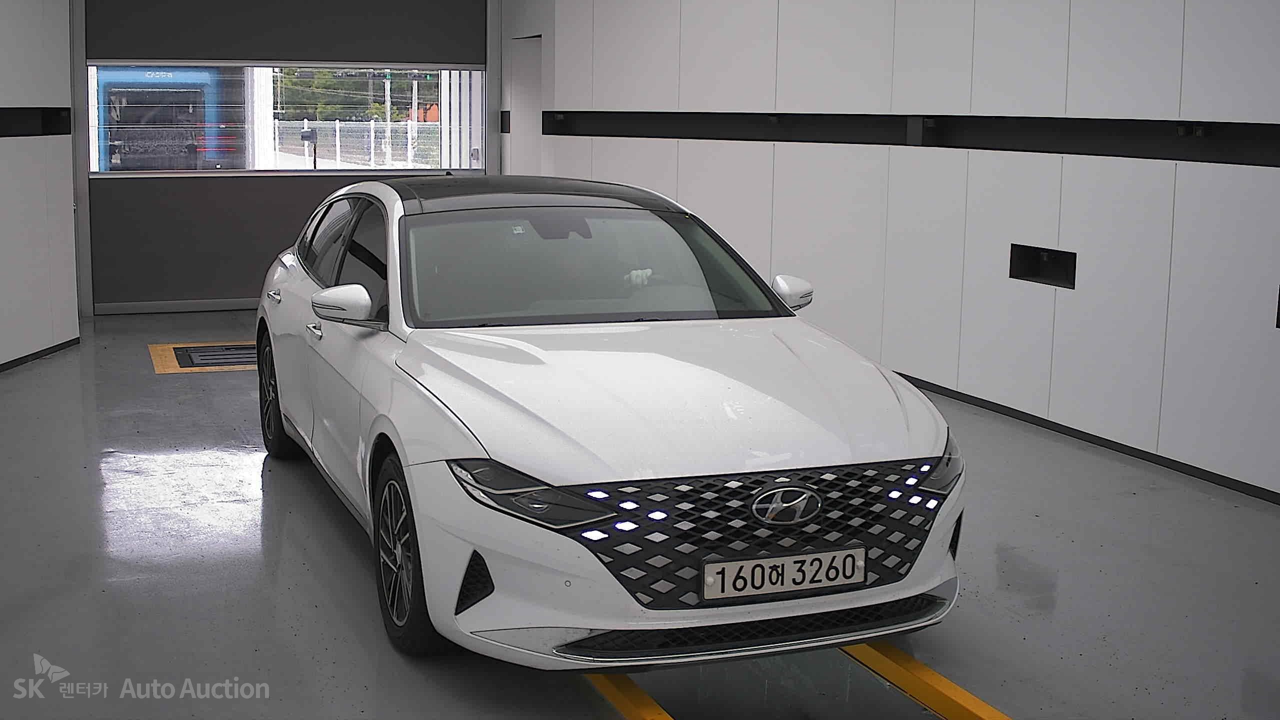 2022 - hyundai grandeur